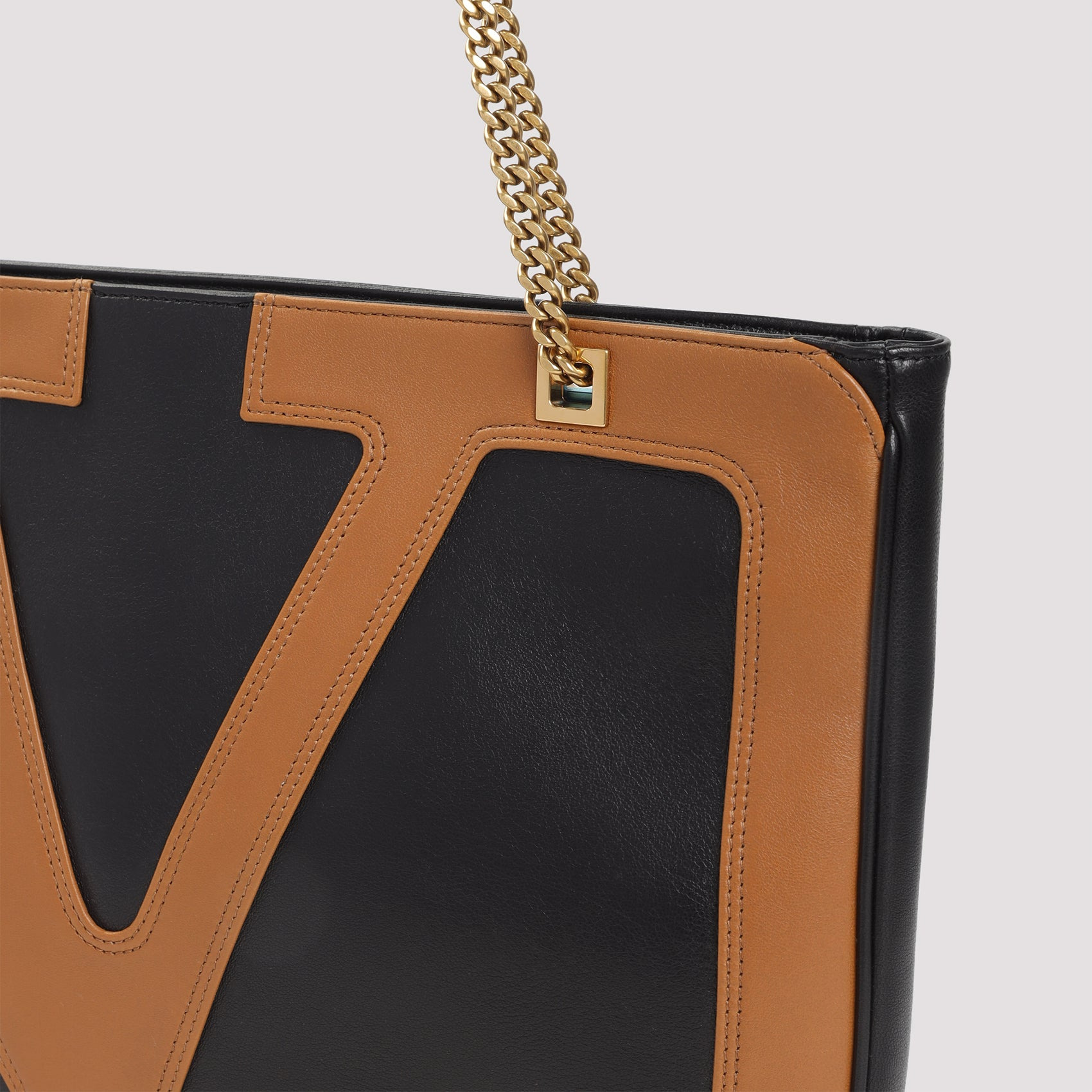 Valentino Garavani Viva Superstar Medium Tote Bag Men - 3