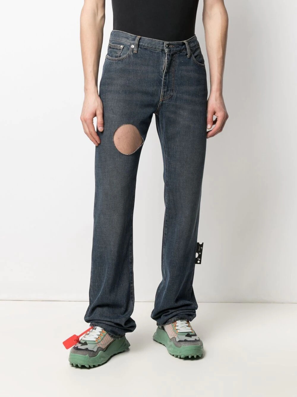 Hands-Off distressed jeans - 3