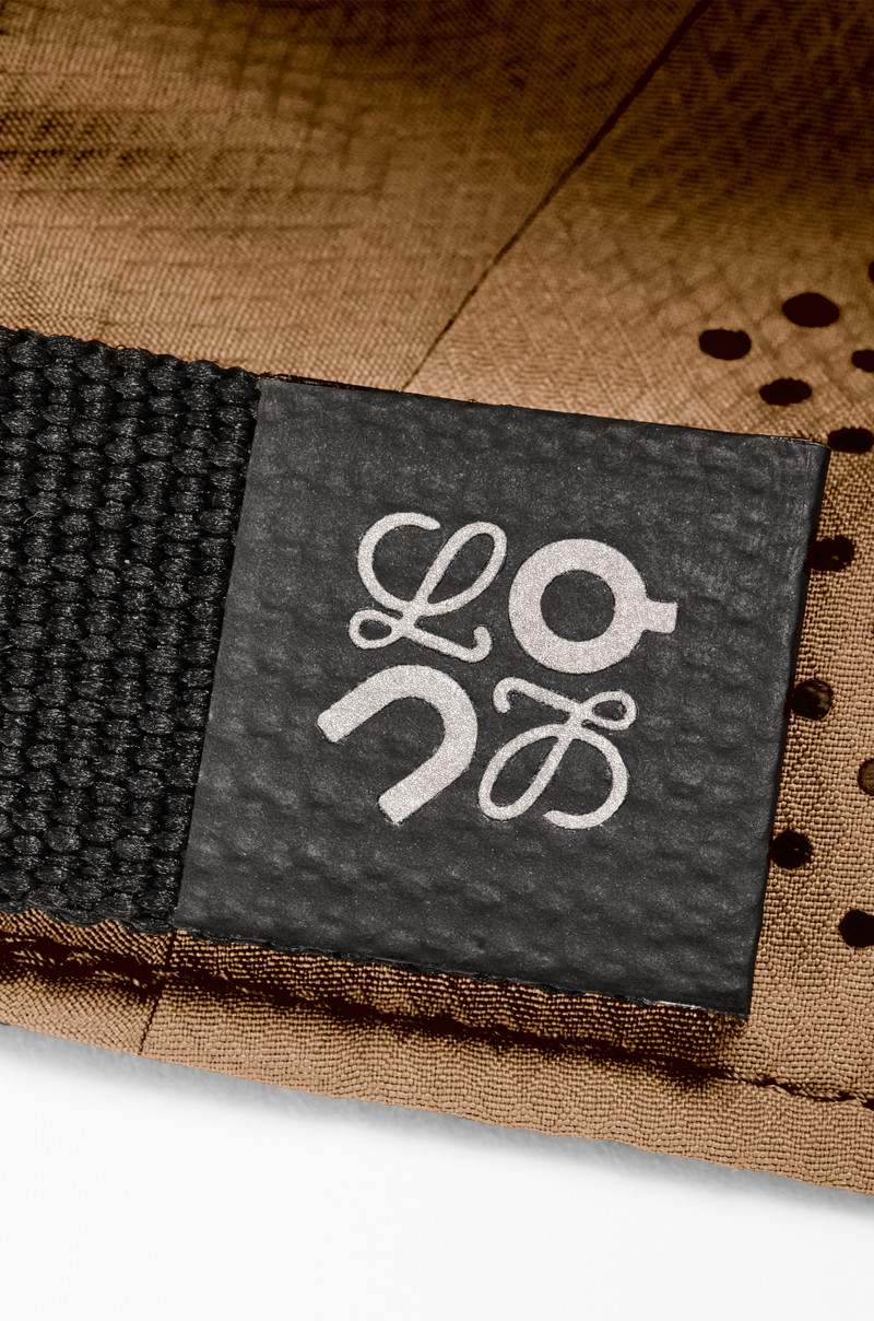 Cap in technical shell 6