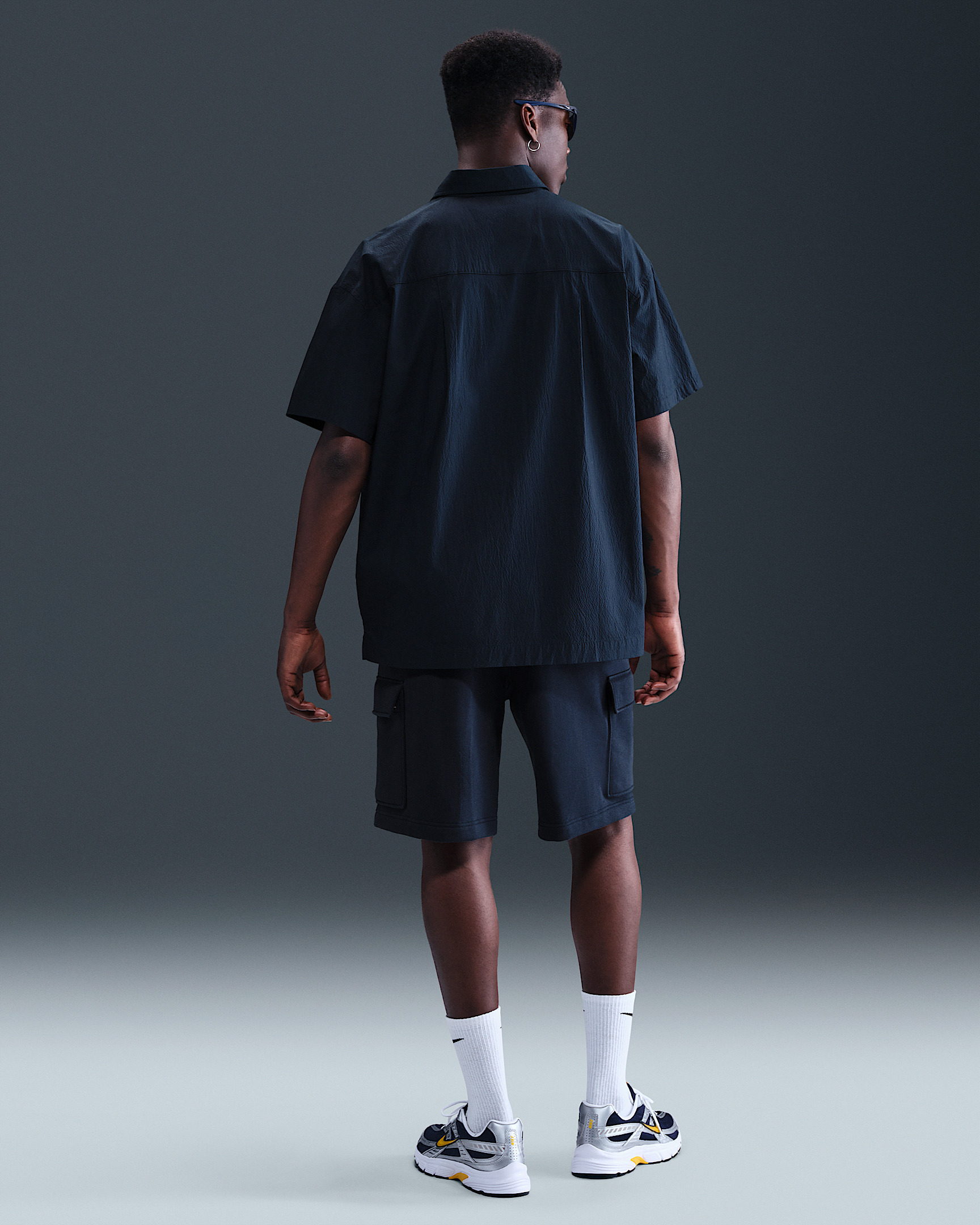 Nike Club Men's Fleece Cargo Shorts - 4