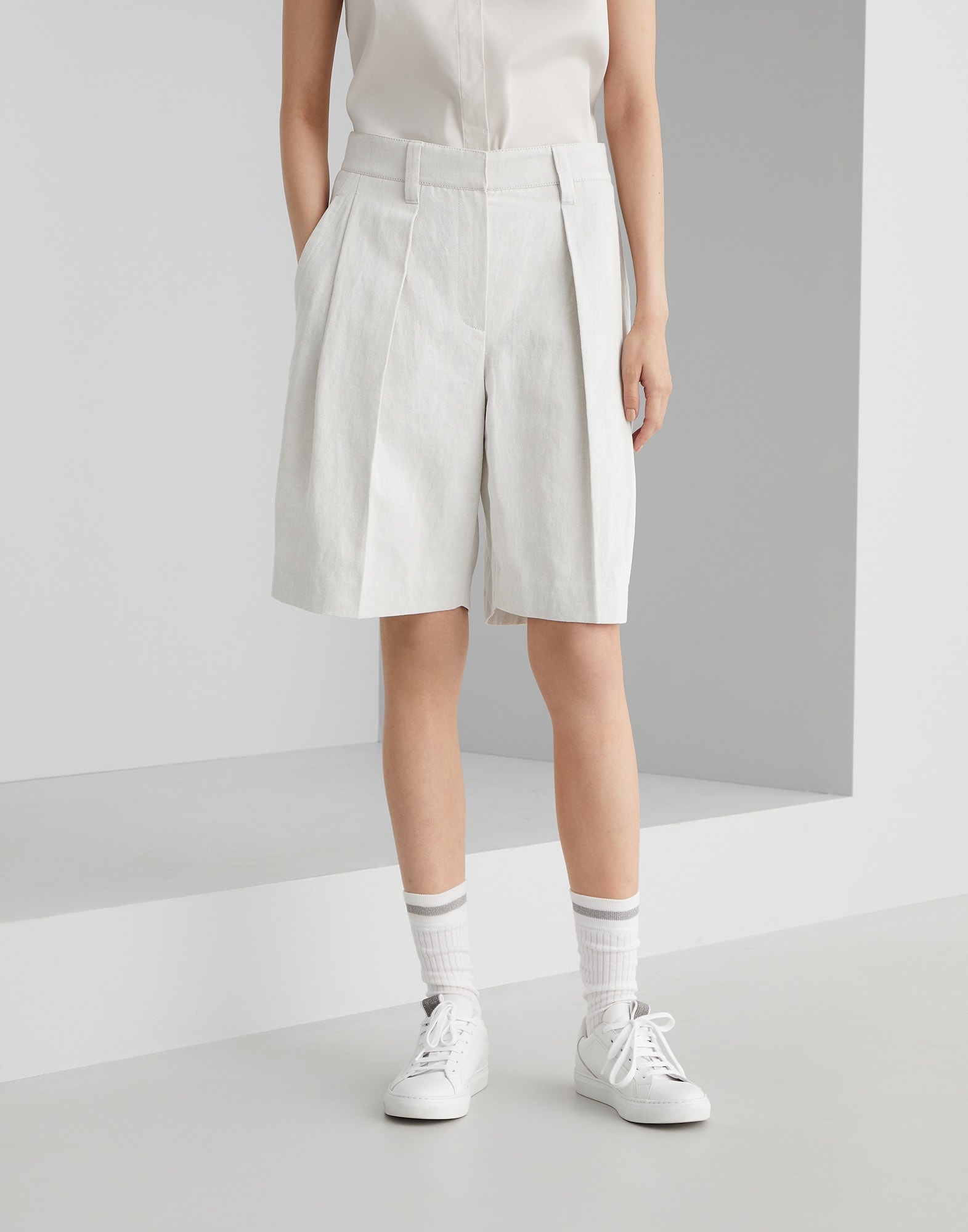 Cotton and linen gabardine city Bermuda shorts with monili - 1