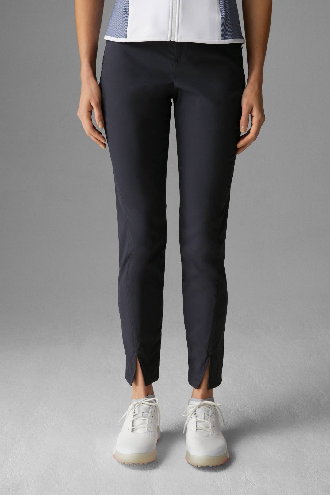 TESJA FUNCTIONAL CHINOS IN NAVY BLUE - 2