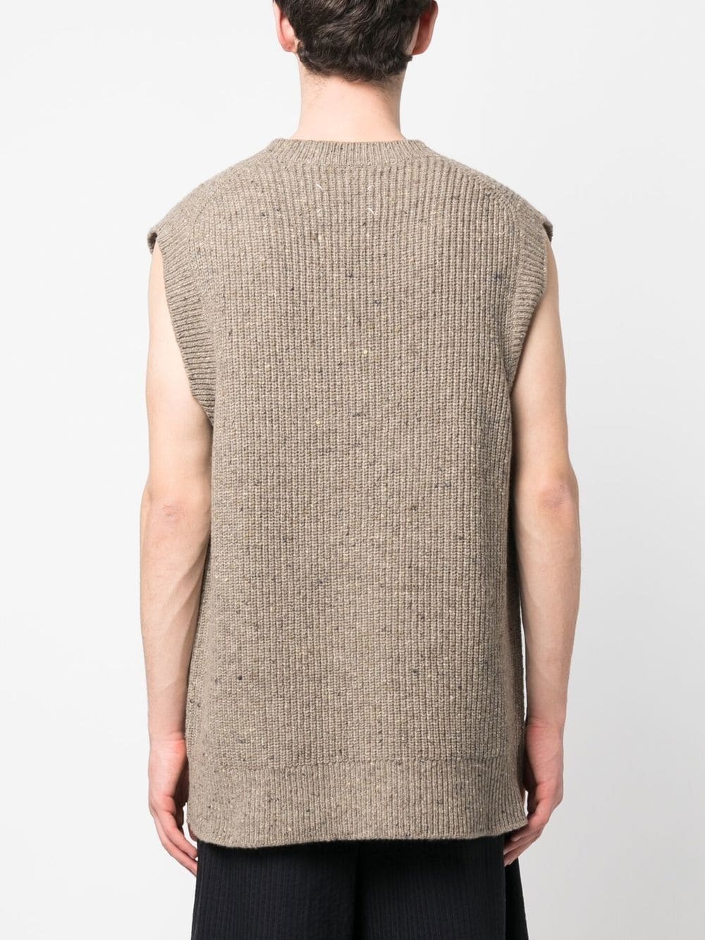 V-neck knitted vest - 4
