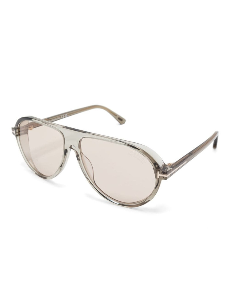 TOM FORD navigator-frame sunglasses outlook