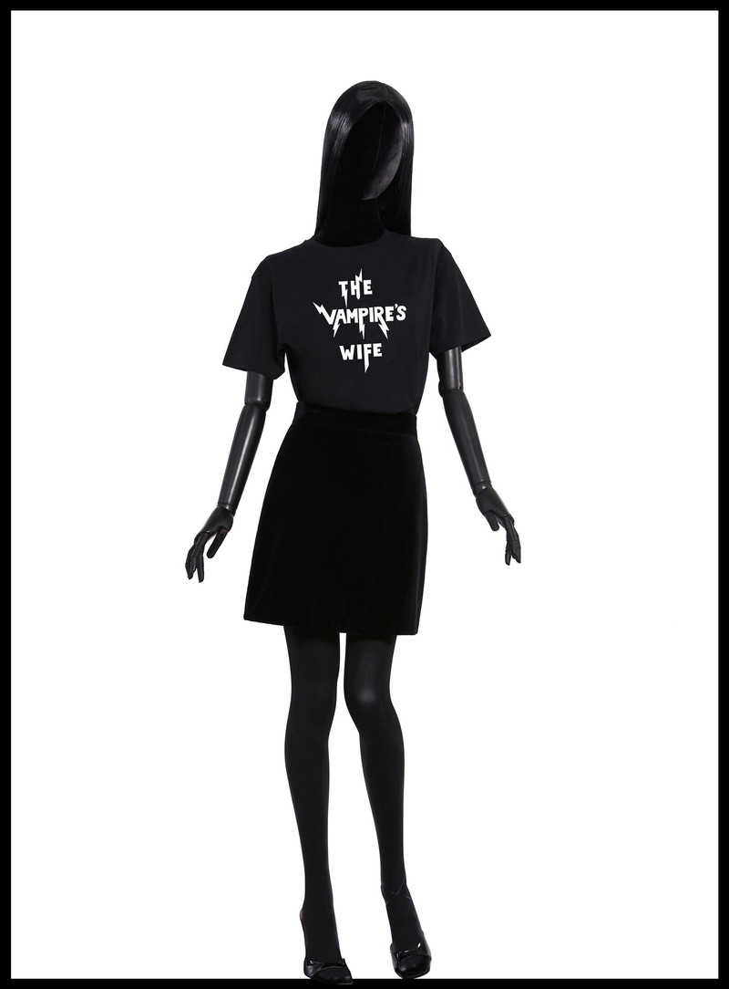 THE VAMPIRE'S WIFE T SHIRT 1