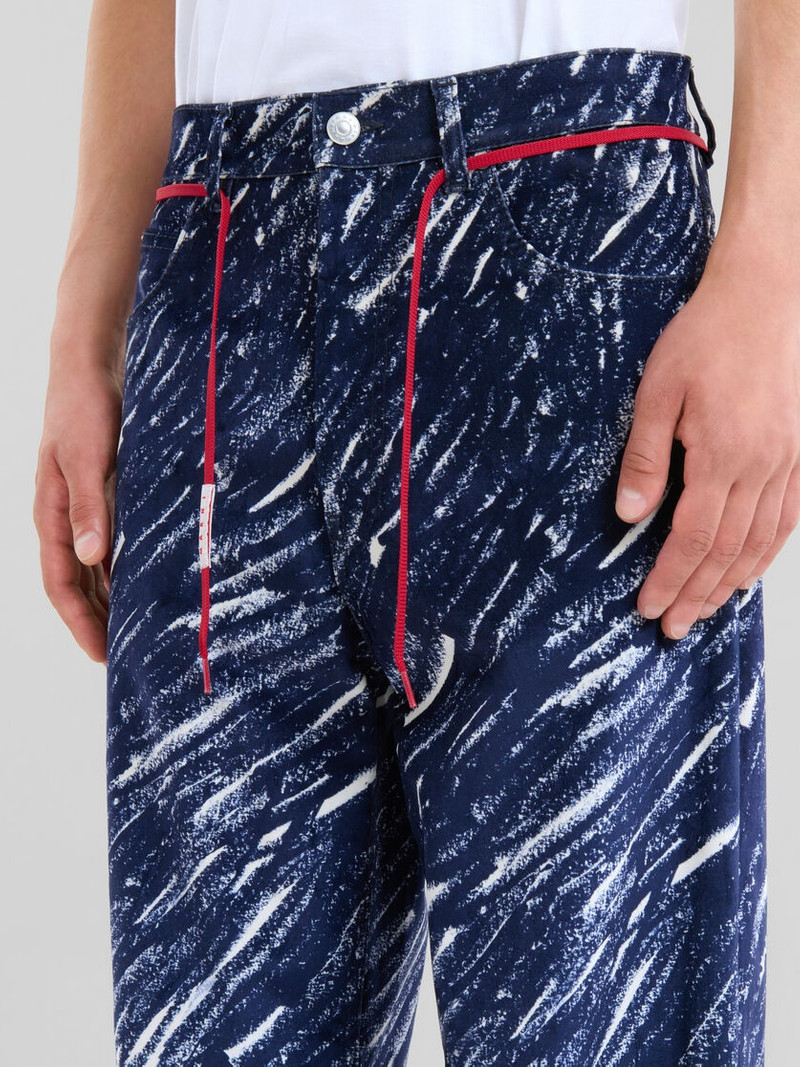BLUE FLOCKED DENIM FLARED JEANS WITH CRAYON PRINT 4