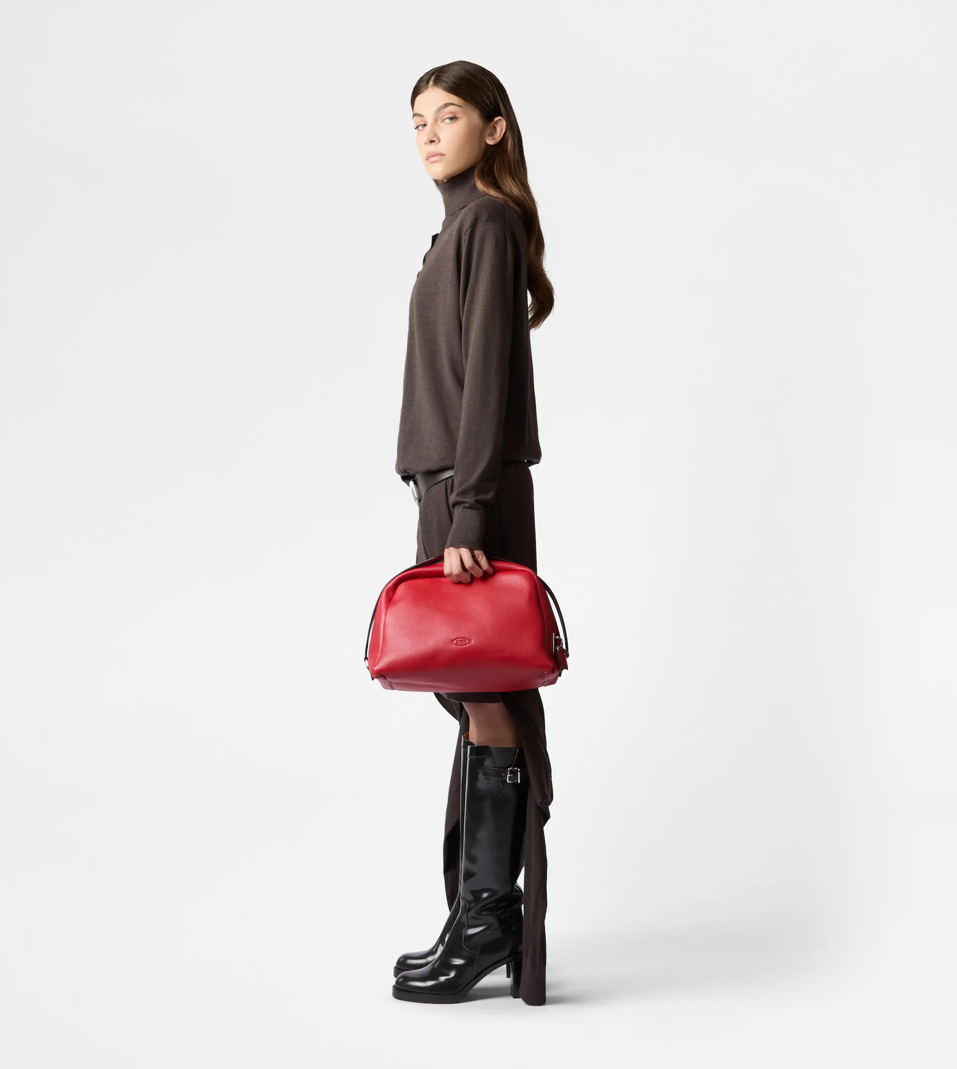 TOD'S DARSENA POUCH BAG IN LEATHER MEDIUM - RED - 3