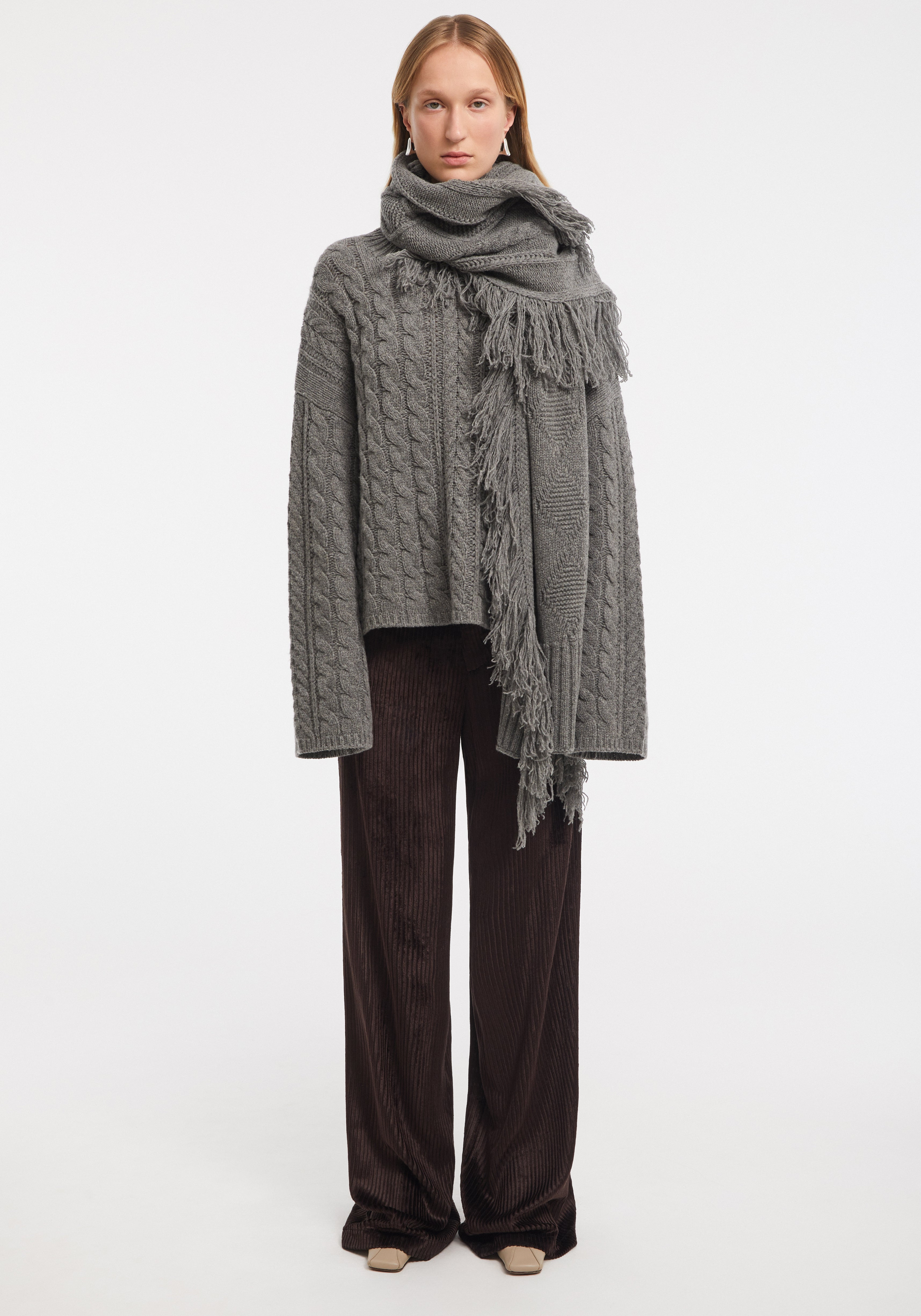 PEAK
Cable-knit merino scarf - 2