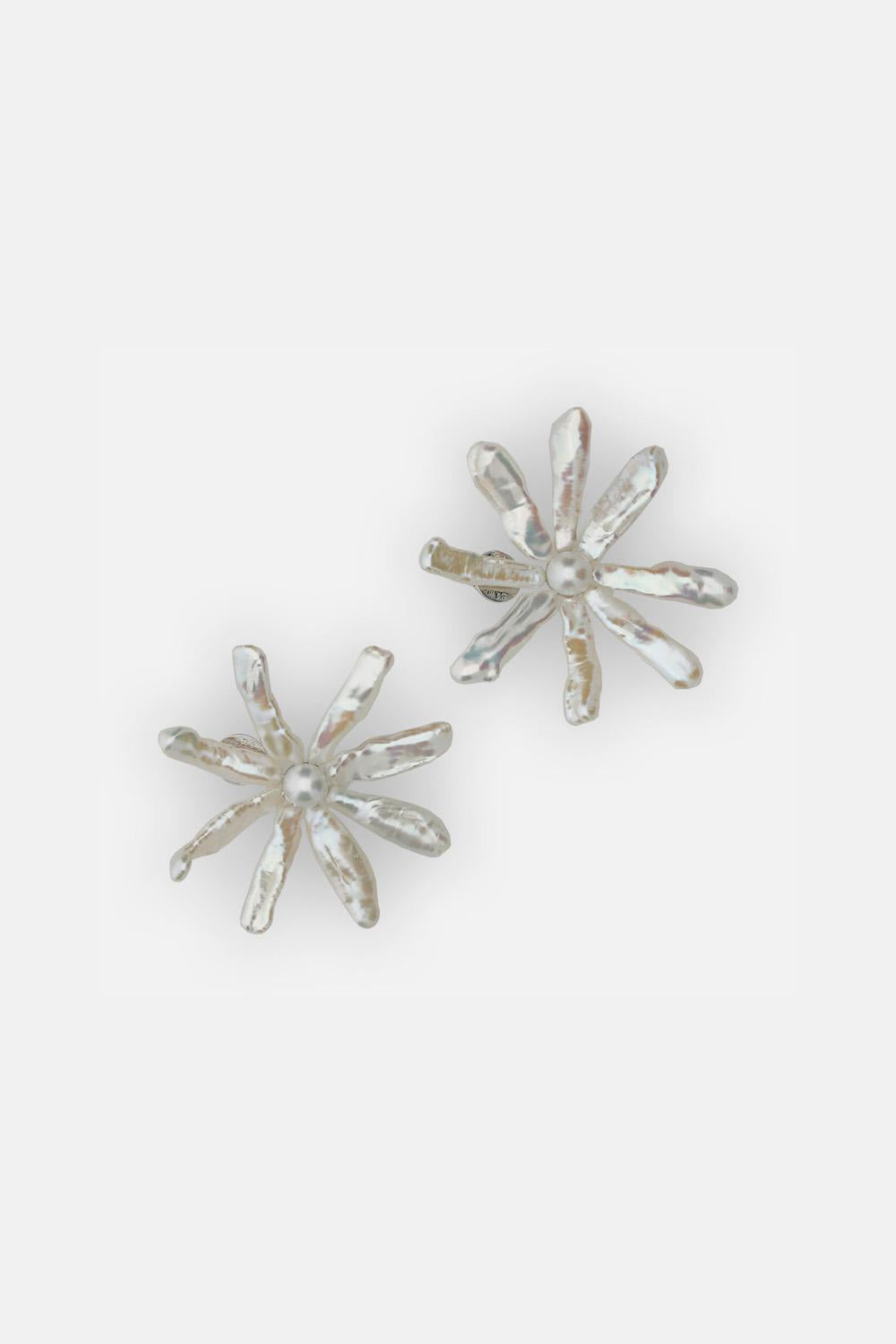 Pearl earrings with blooming flowers - 2