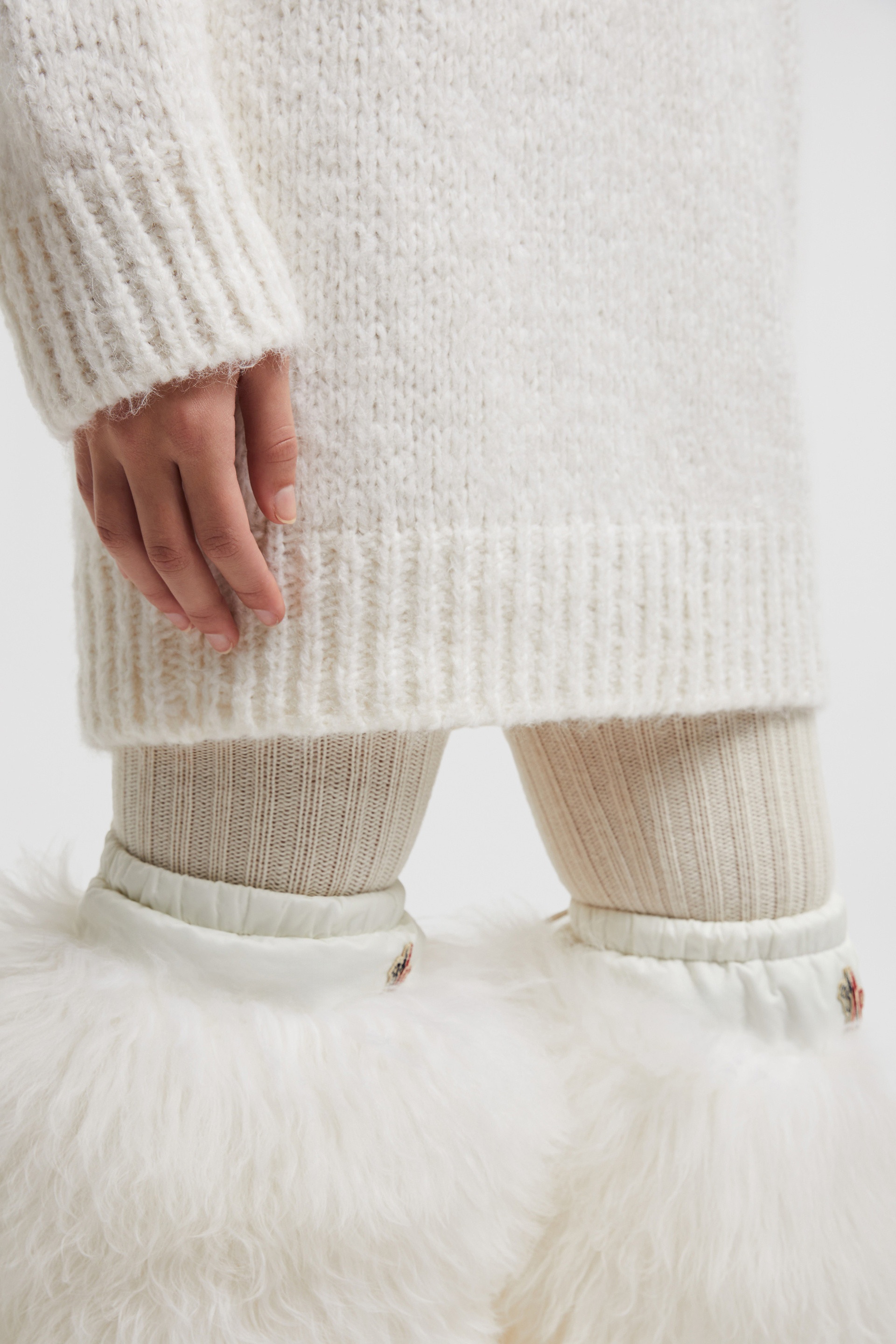 Alpaca & Wool Blend Turtleneck Sweater - 6