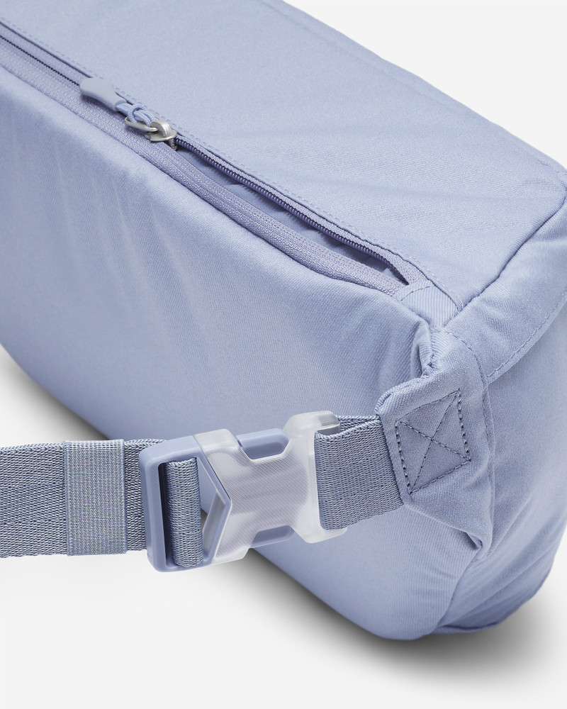 Nike Unisex Elemental Premium Fanny Pack (8L) 7