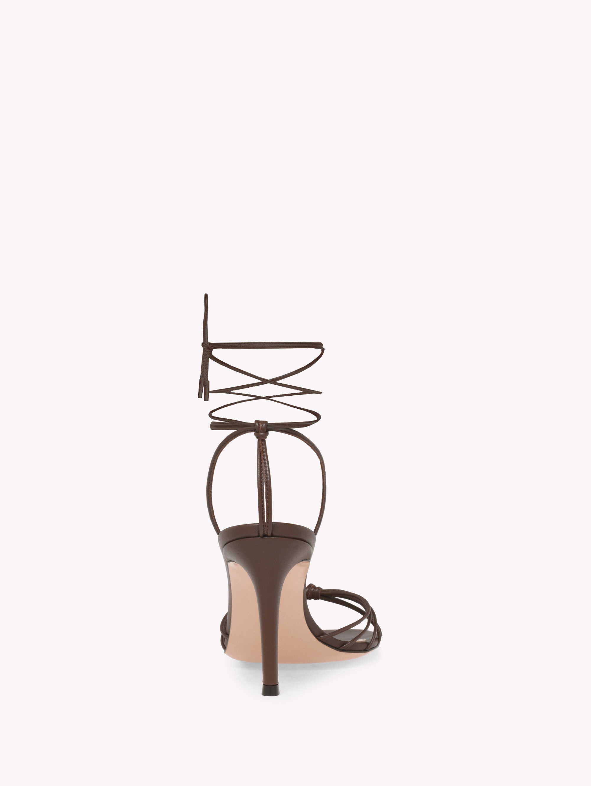 GWYNETH 85 - 4