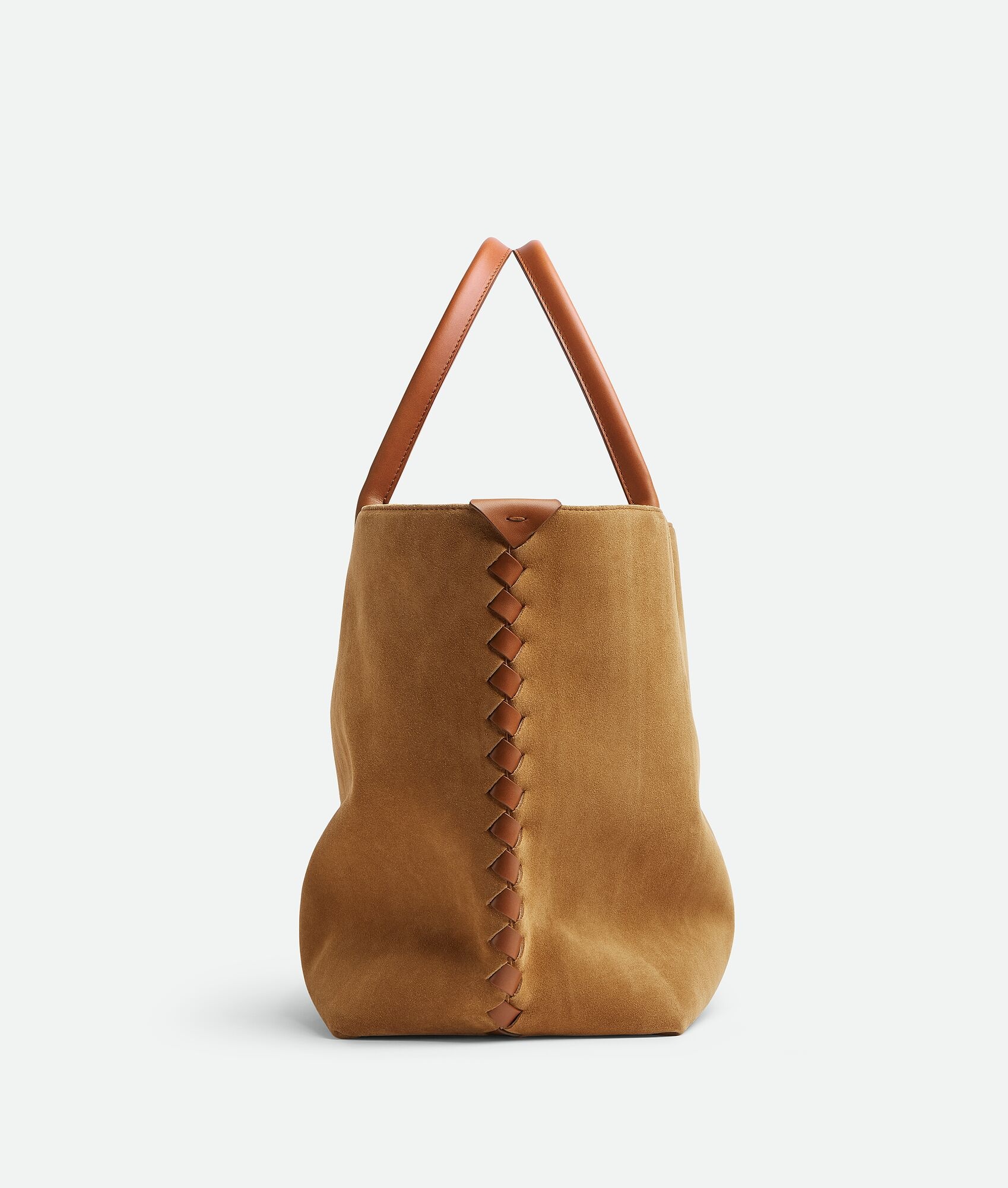 トートバッグ BOTTEGA VENETA BISCUIT SUEDE LARGE CABAT SHOPPING BAG BOTTEGA VENETA Cabat large leather-trimmed suede tote | NET