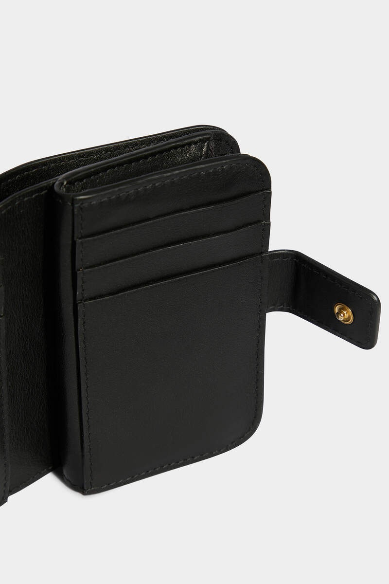 D2 STATEMENT WALLET 5