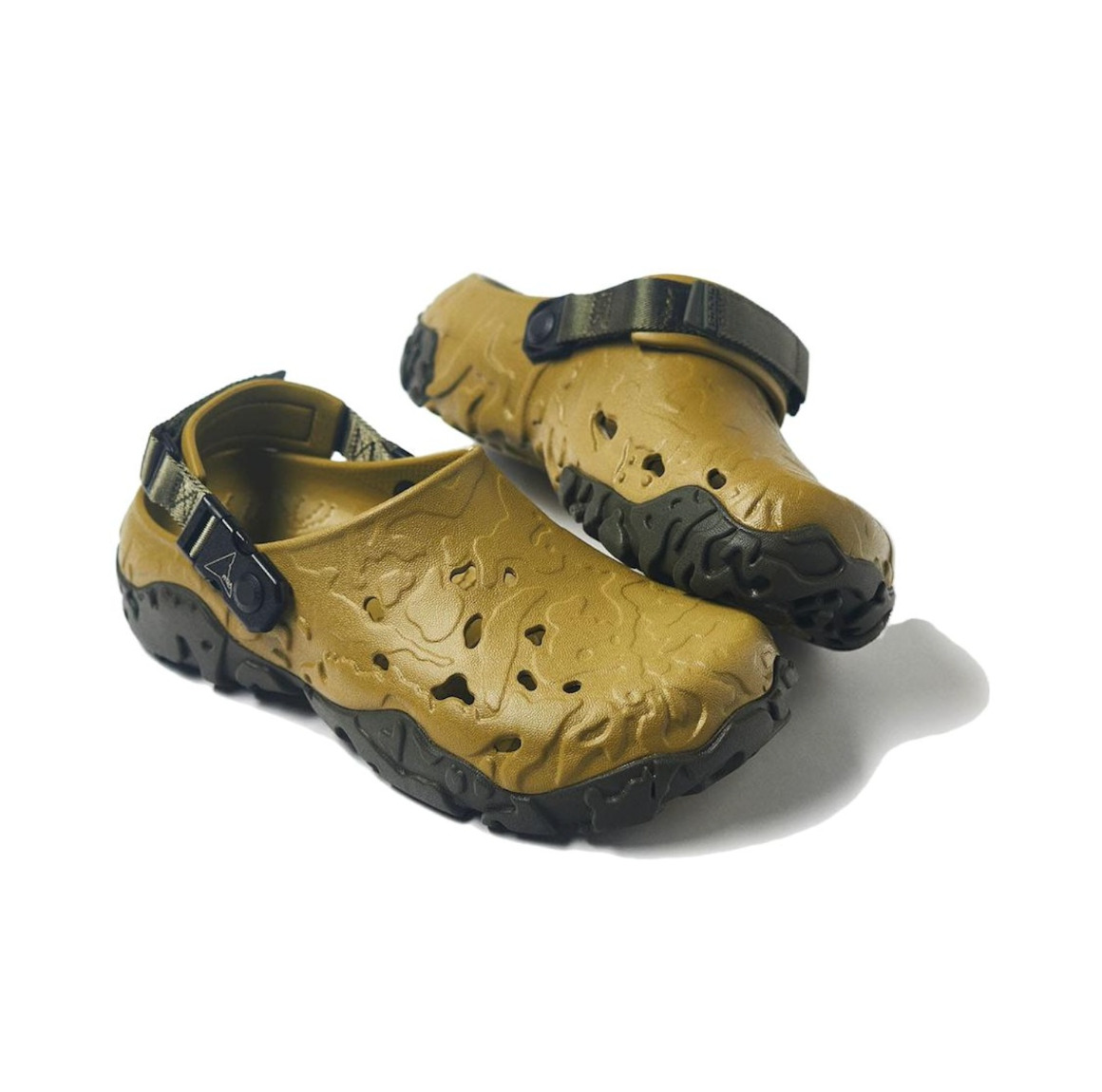 Crocs x ROA All-Terrain Atlas Clog 'Vacation Nostalgia' 209387-3UC - 2