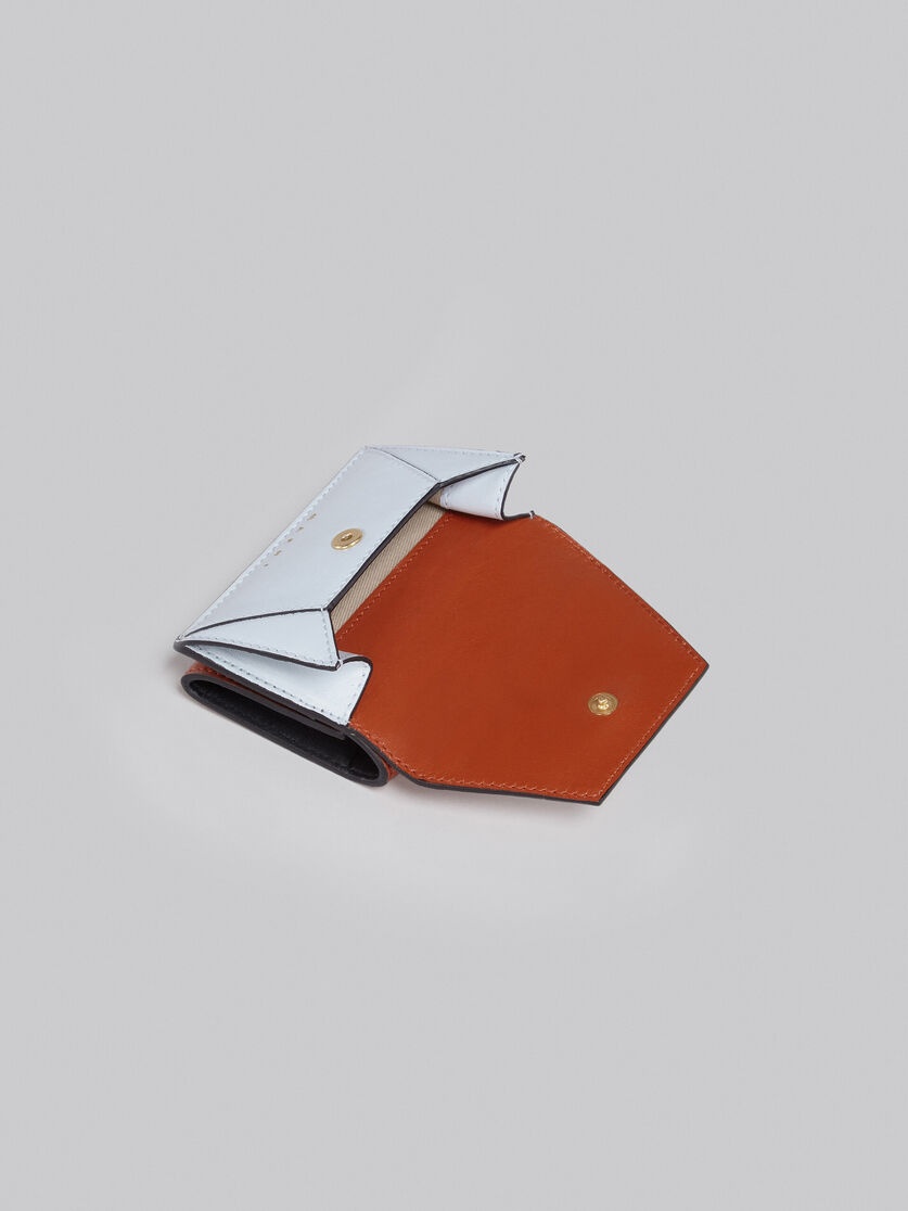WHITE AND BEIGE LEATHER TRI-FOLD WALLET - 5
