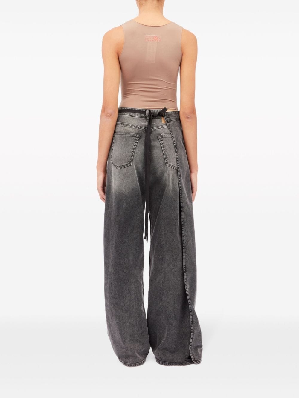 【MM6】asymmetry wideleg 5pockets jeans MM6 Maison Margiela asymmetric wide-leg jeans | farfetch