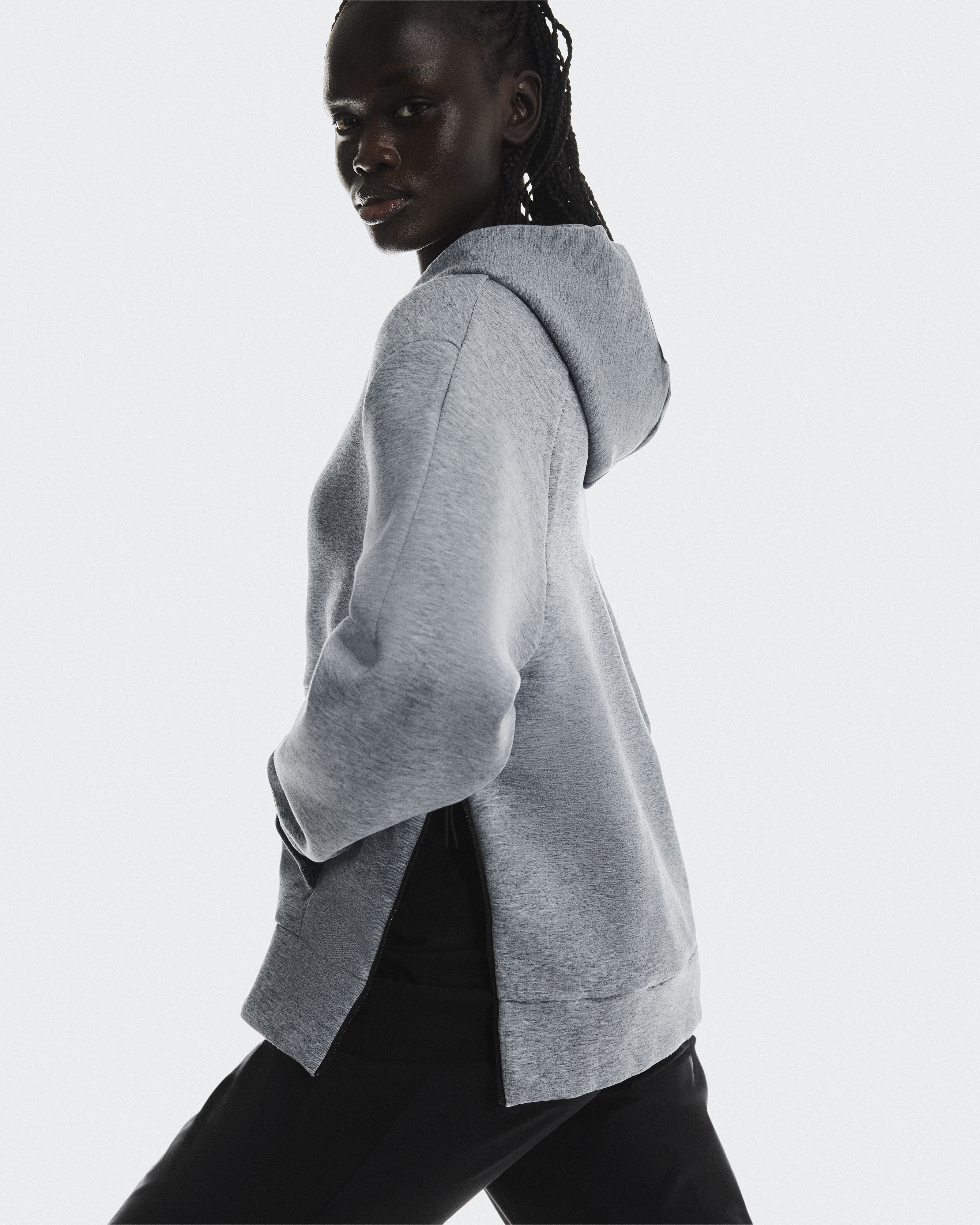 Focus Tech Hoodie - 4