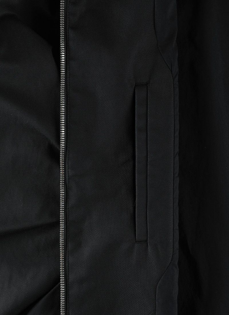 7.0 JACKET RIGHT (BLACK) 7