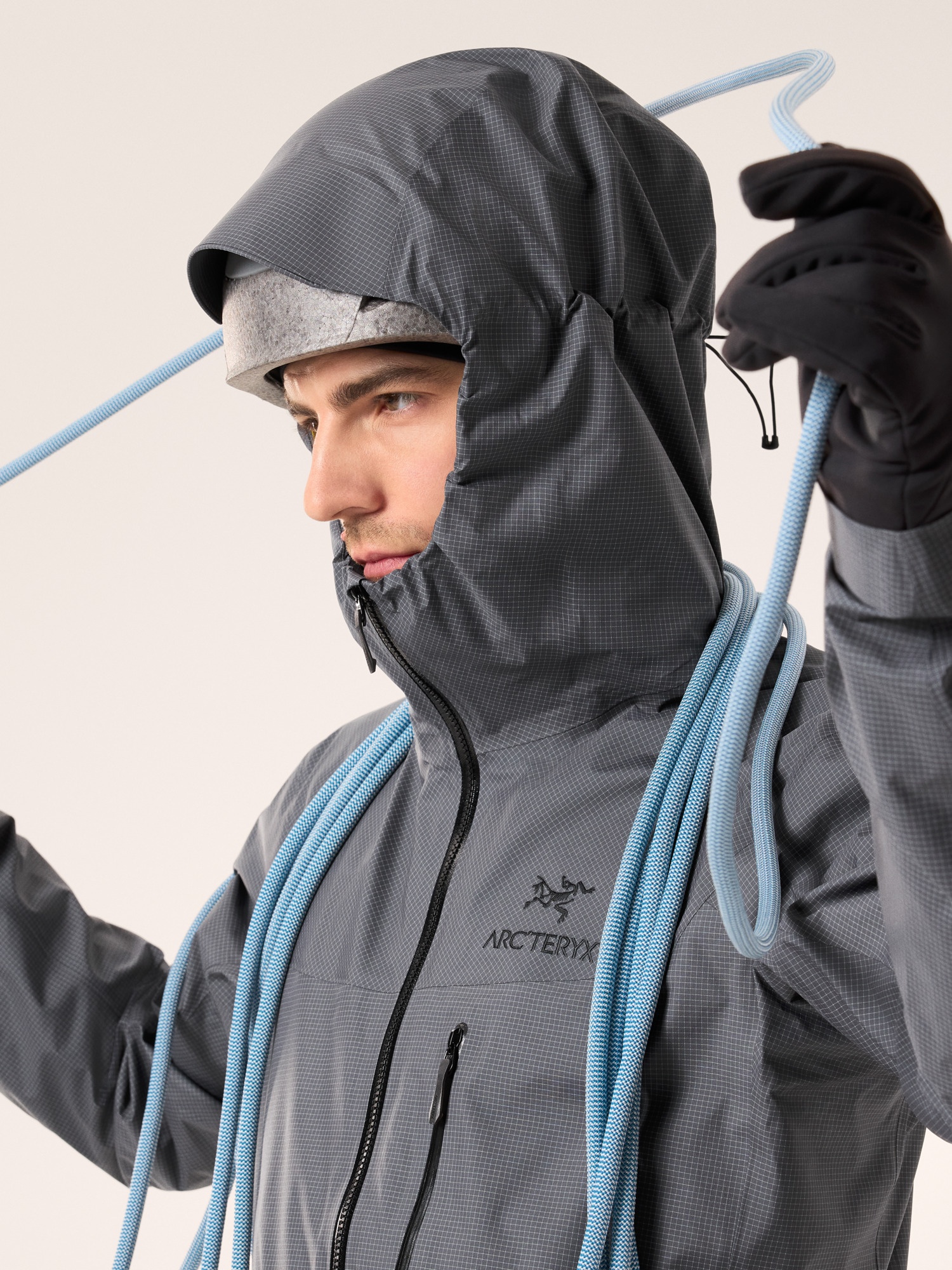 【貴重】adaptoid アダプトイド Enlightened Equipment Torrid Jacket Review | Better Trail