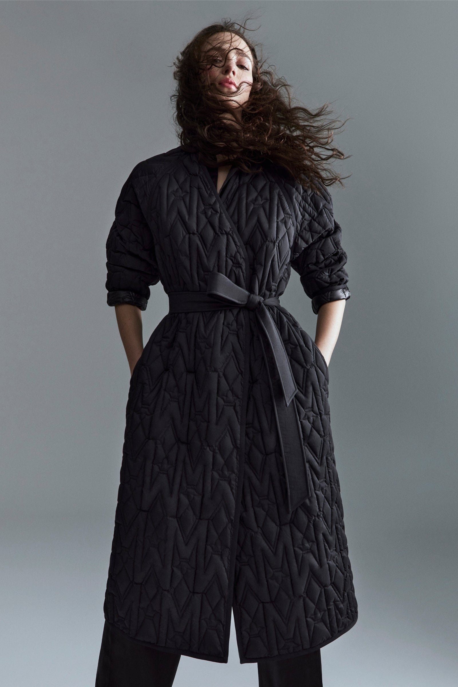 ESTRELLA Matte light down monogram coat - 1