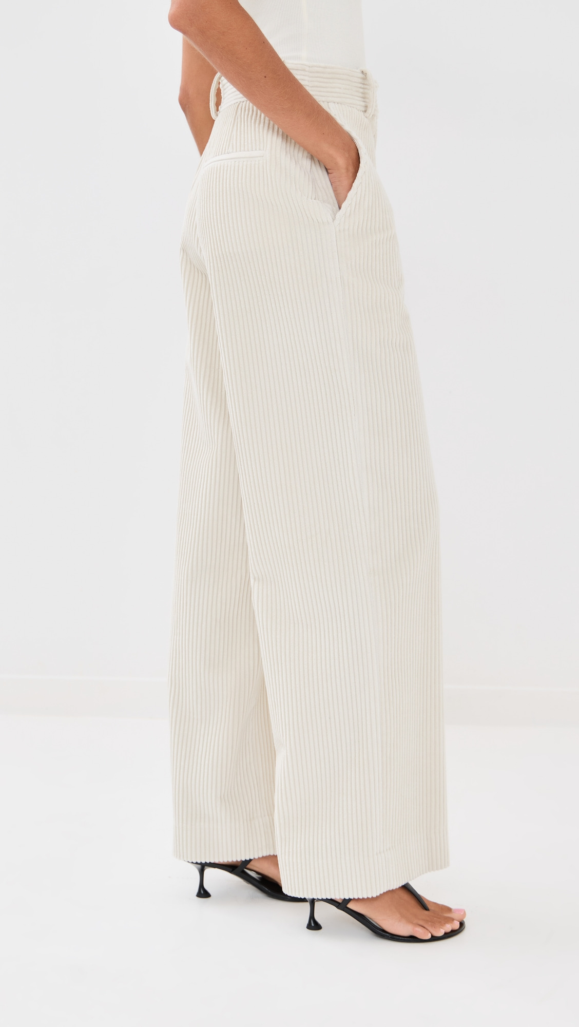 Lidie Pants in Corduroy - 3