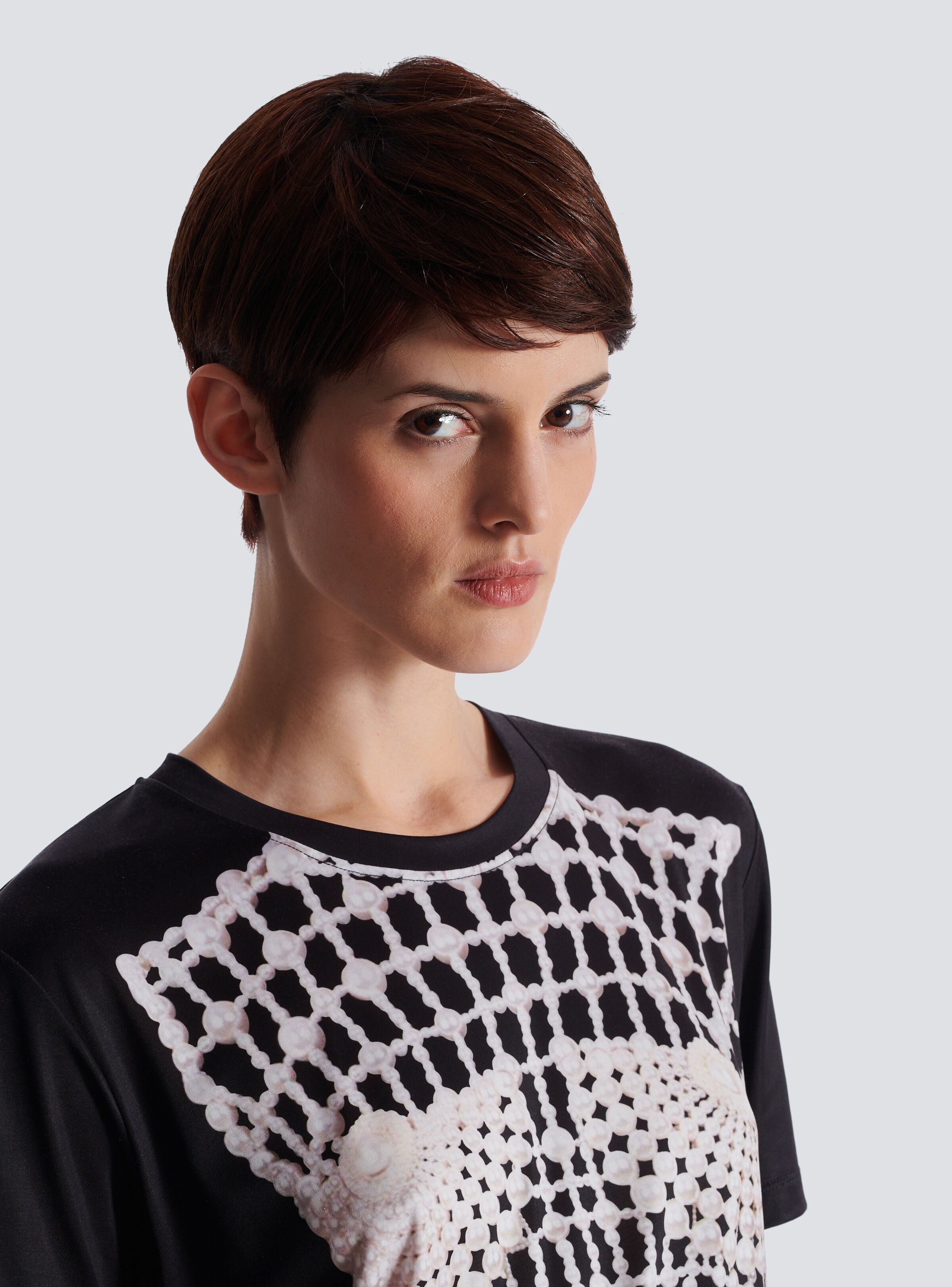 Loose T-shirt with faux embroidery print - 7