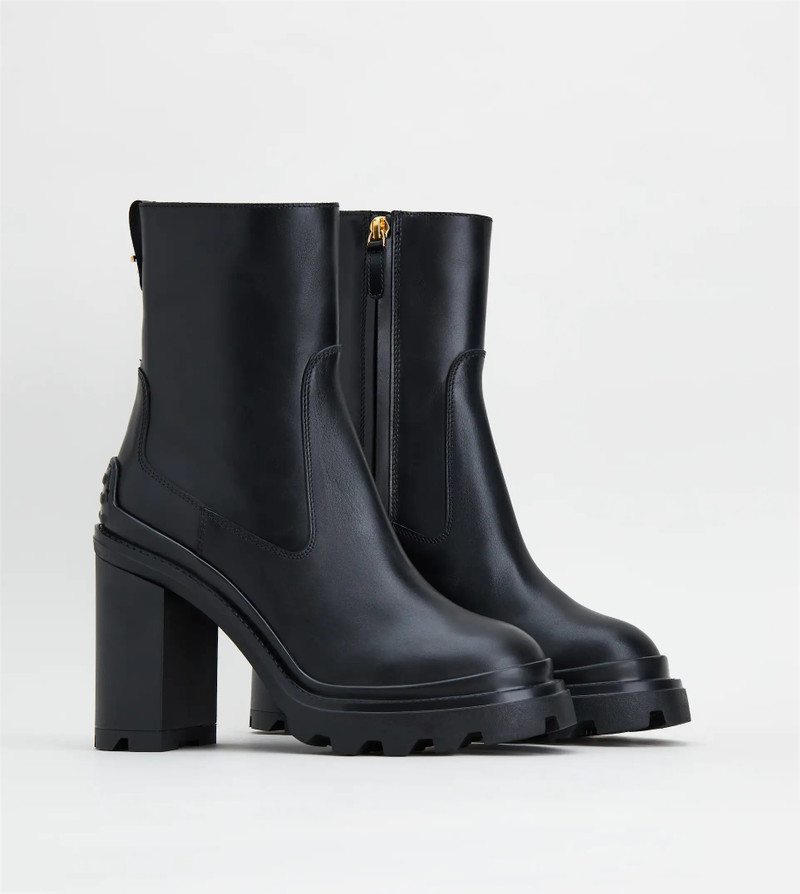 Tod's ANKLE BOOTS IN LEATHER - BLACK outlook