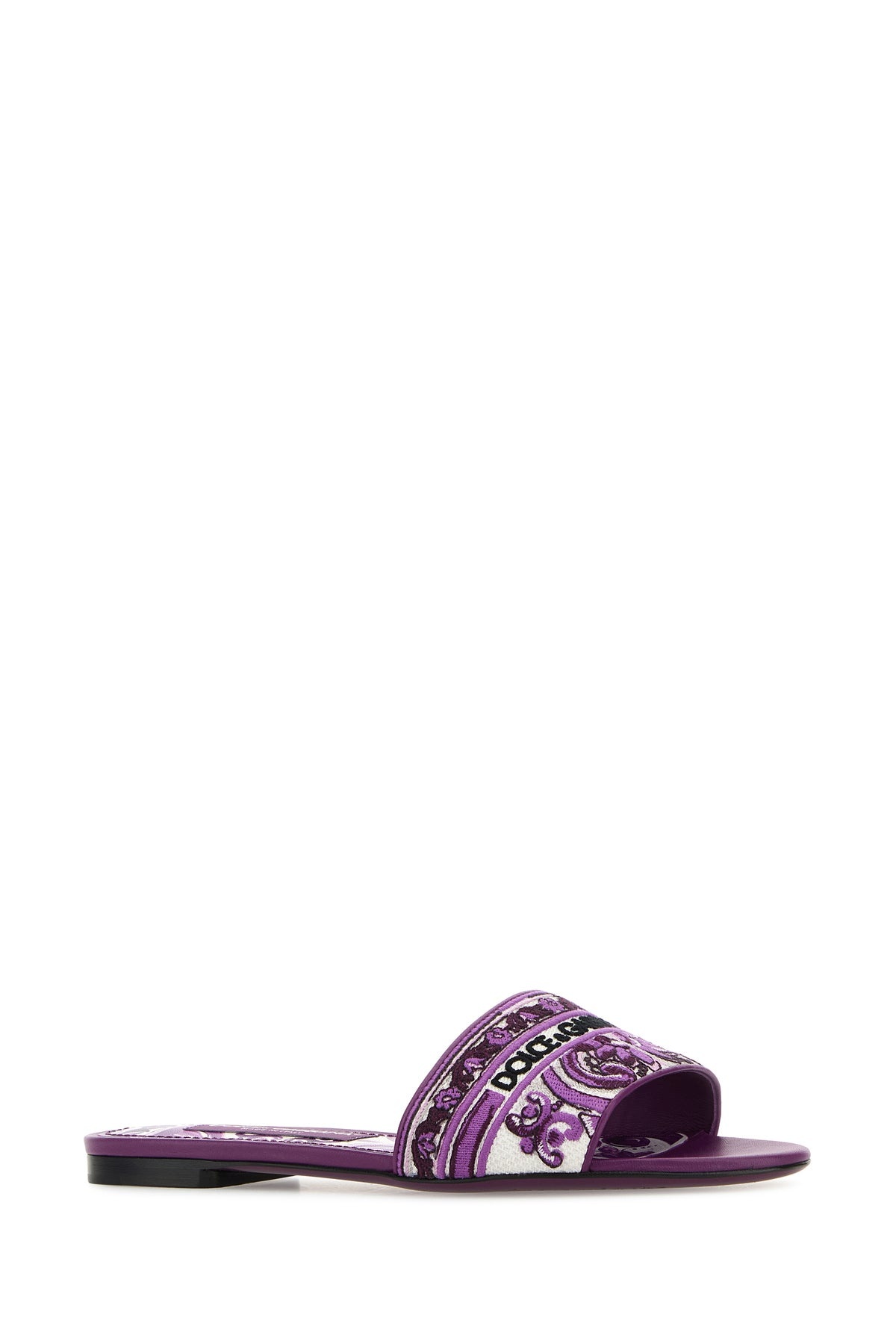 Embroidered fabric slippers - 2
