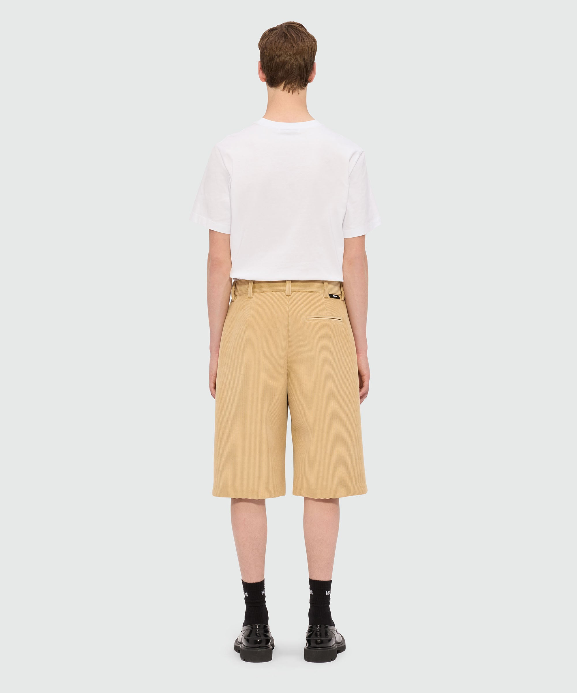 Beige Bermuda shorts in scubbated velvet - 3