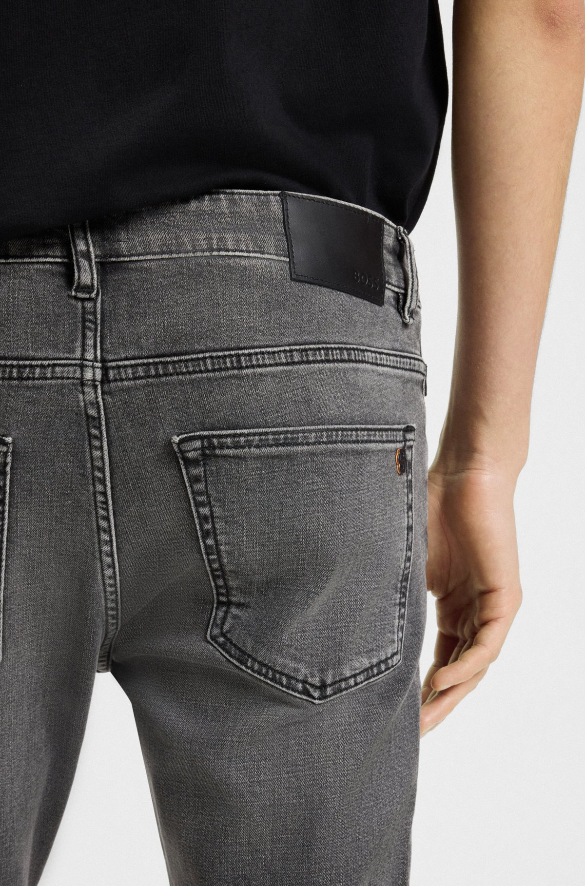 SLIM-FIT JEANS IN LIGHTWEIGHT GRAY COMFORT-STRETCH DENIM - 5