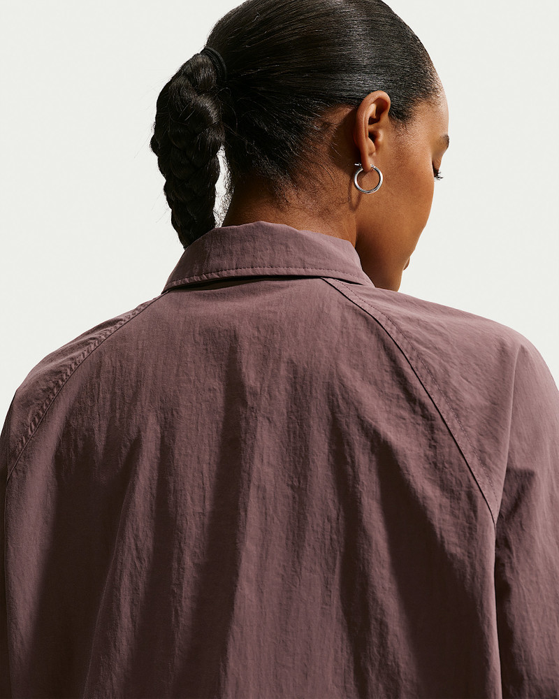 Nike Nike Sportswear Women's Oversized Coaches Jacket outlook