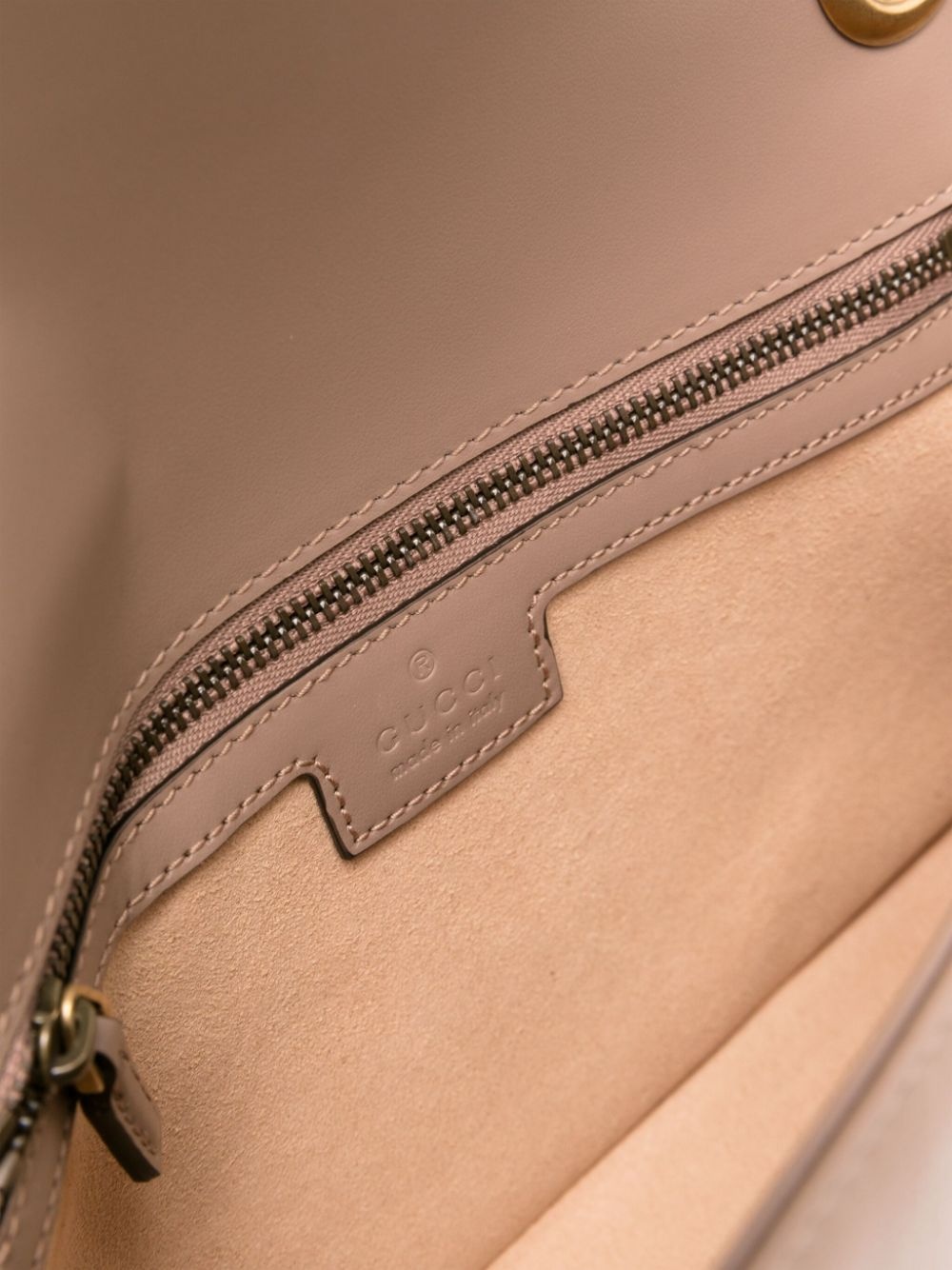 GG Marmont matelassé shoulder bag - 5