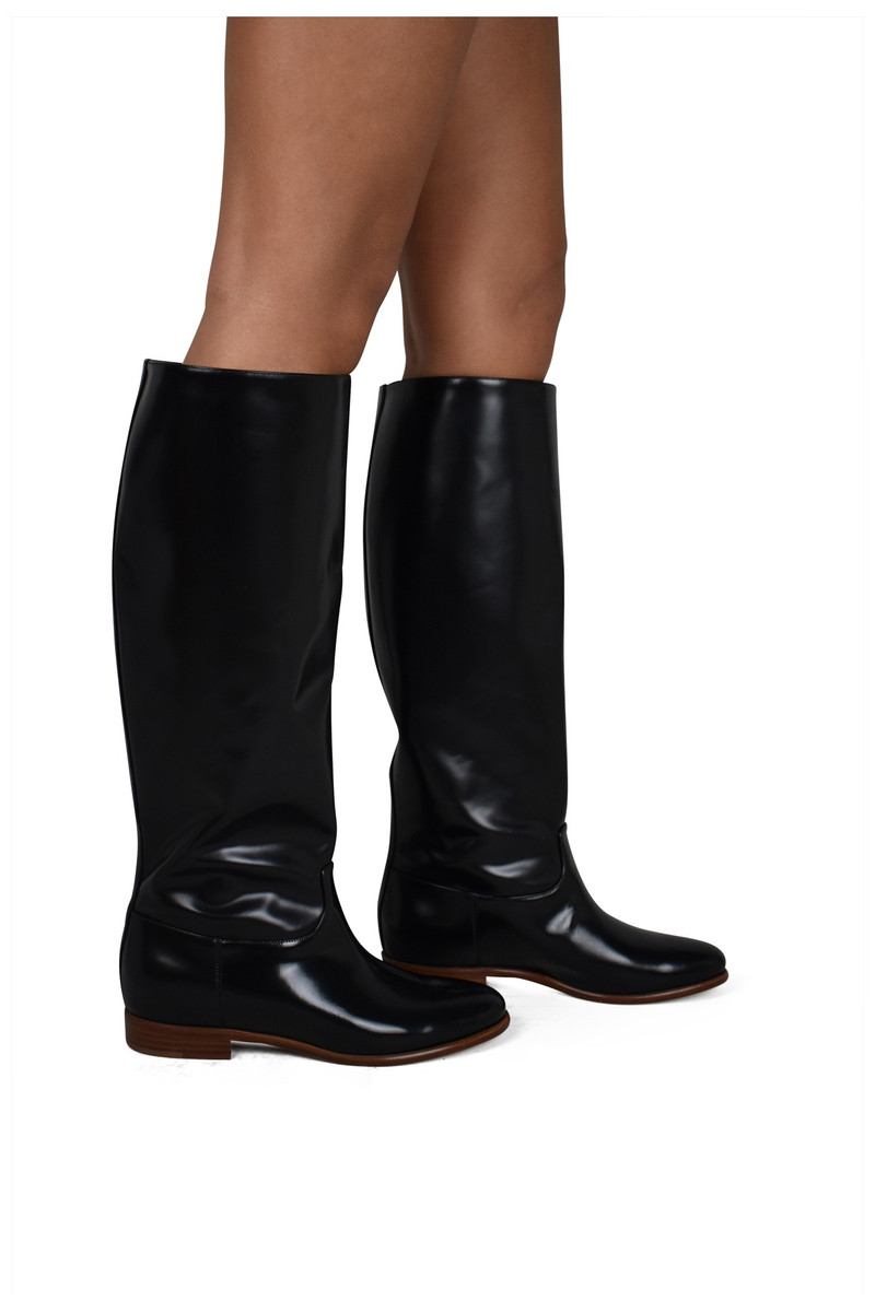 GABRIELA HEARST Boots outlook