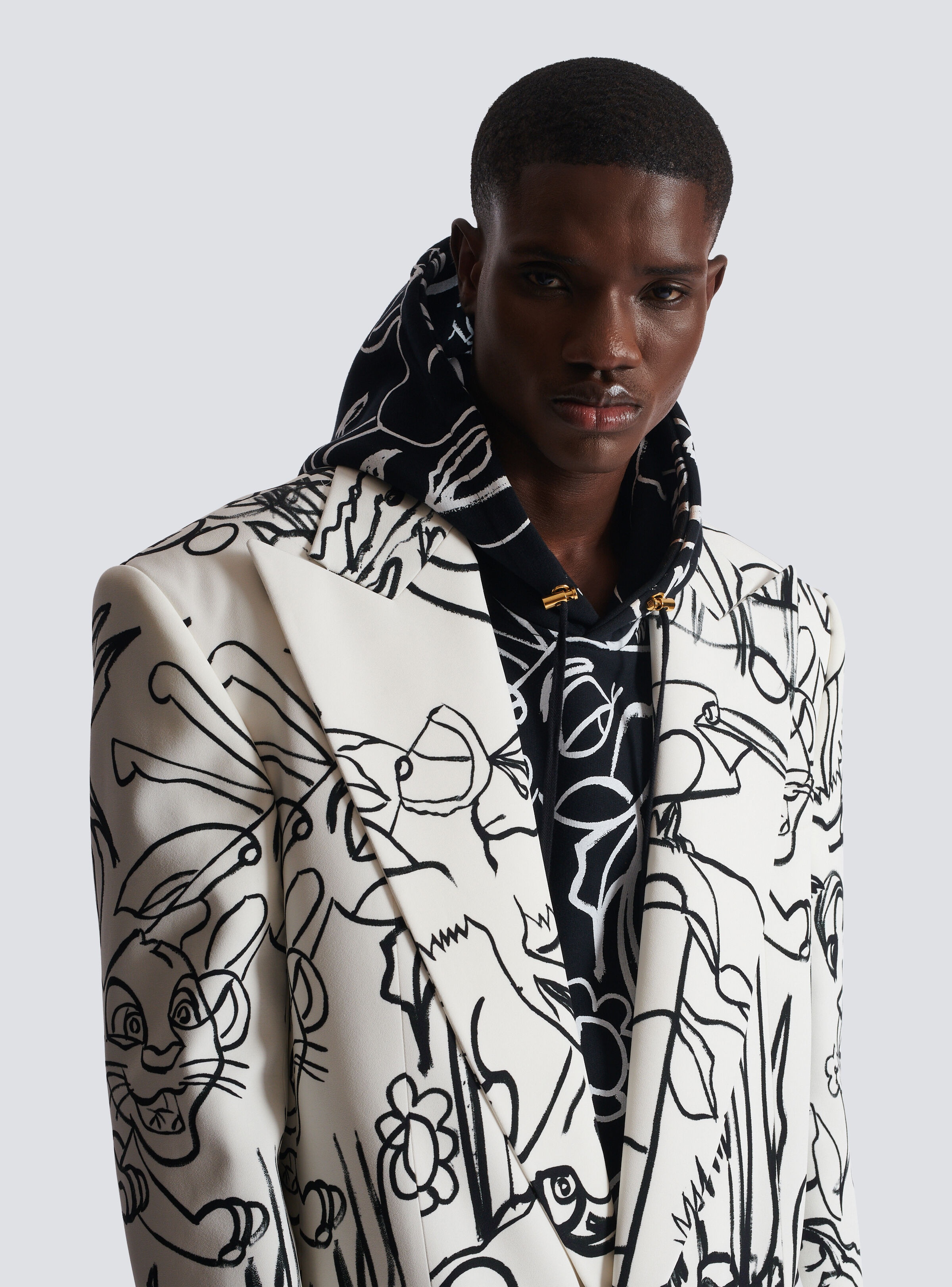Disney x Balmain: The Lion King - Long crepe coat with Enfant Précoce print - 7