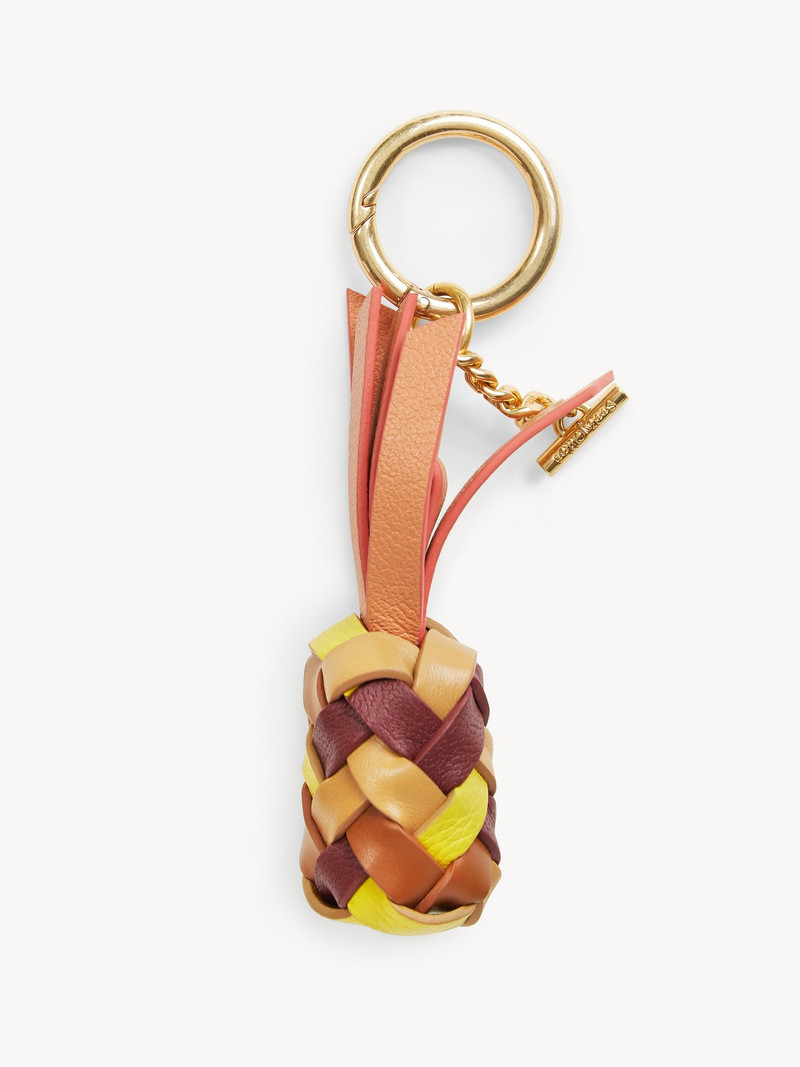 WOVEN PINEAPPLE KEY CHAIN 1