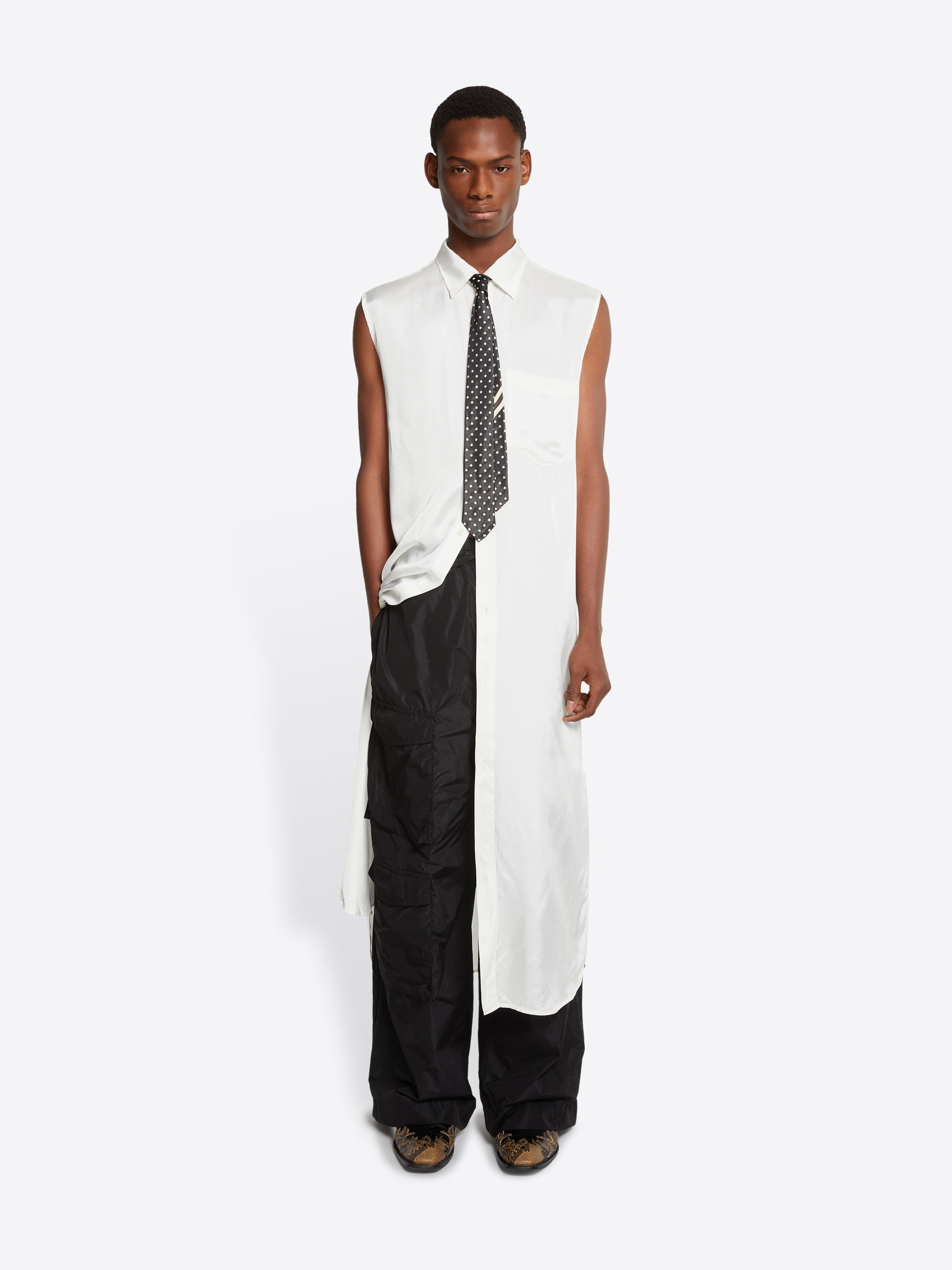 SLEEVELESS SHIRT - 2