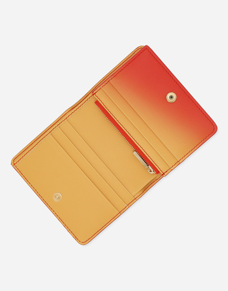 Dolce & Gabbana DG Logo continental wallet outlook