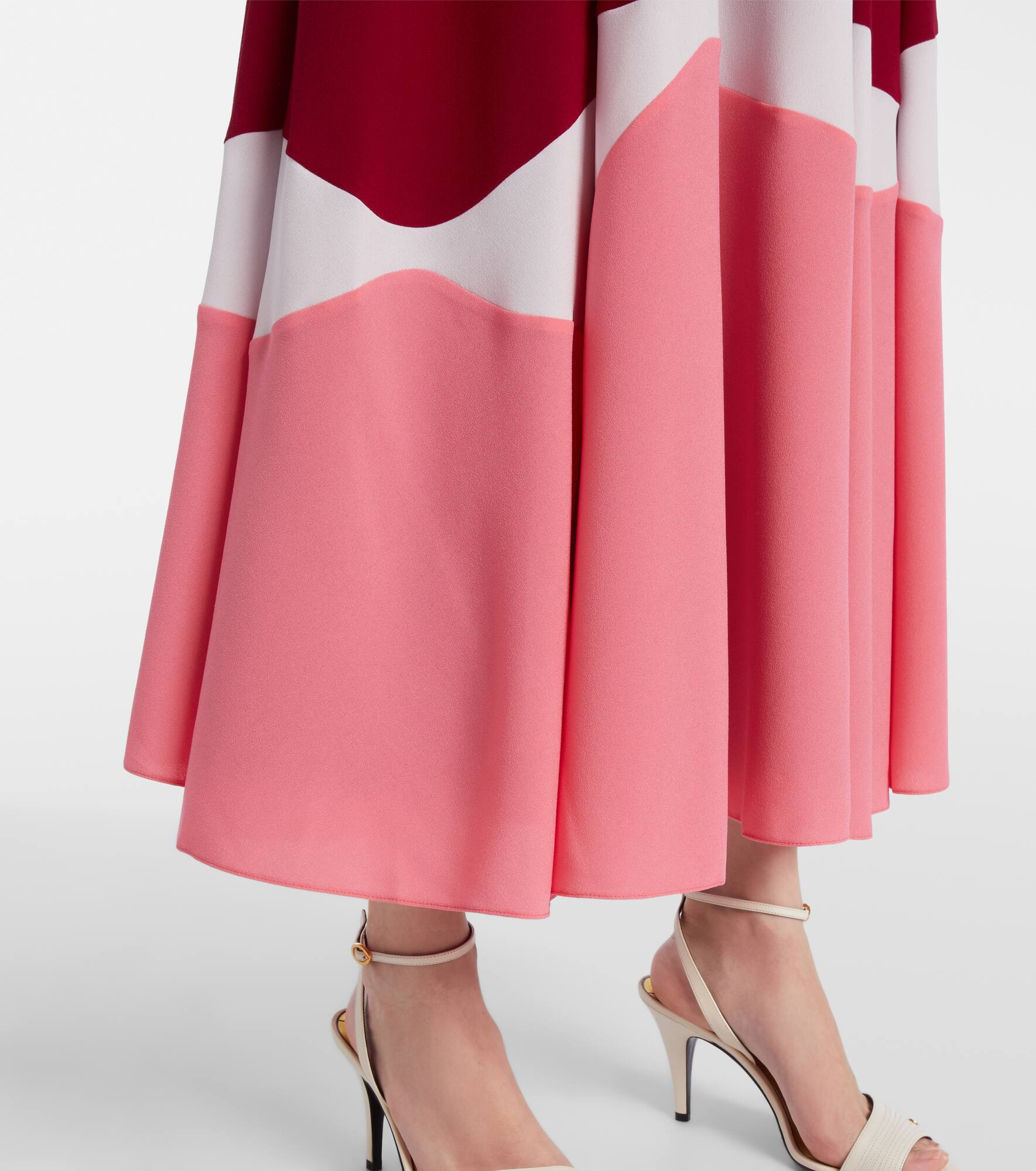 Gradient crêpe cocktail dress - 5