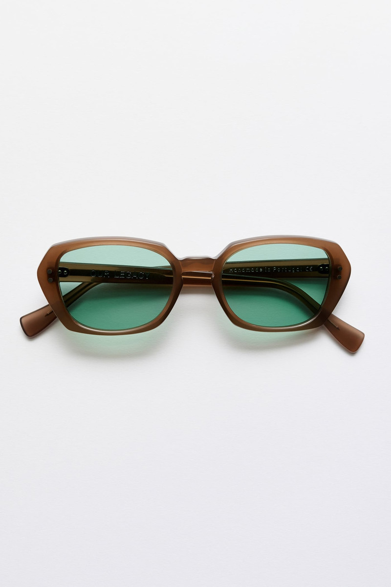 Earth Churred Toffee Acetate 1