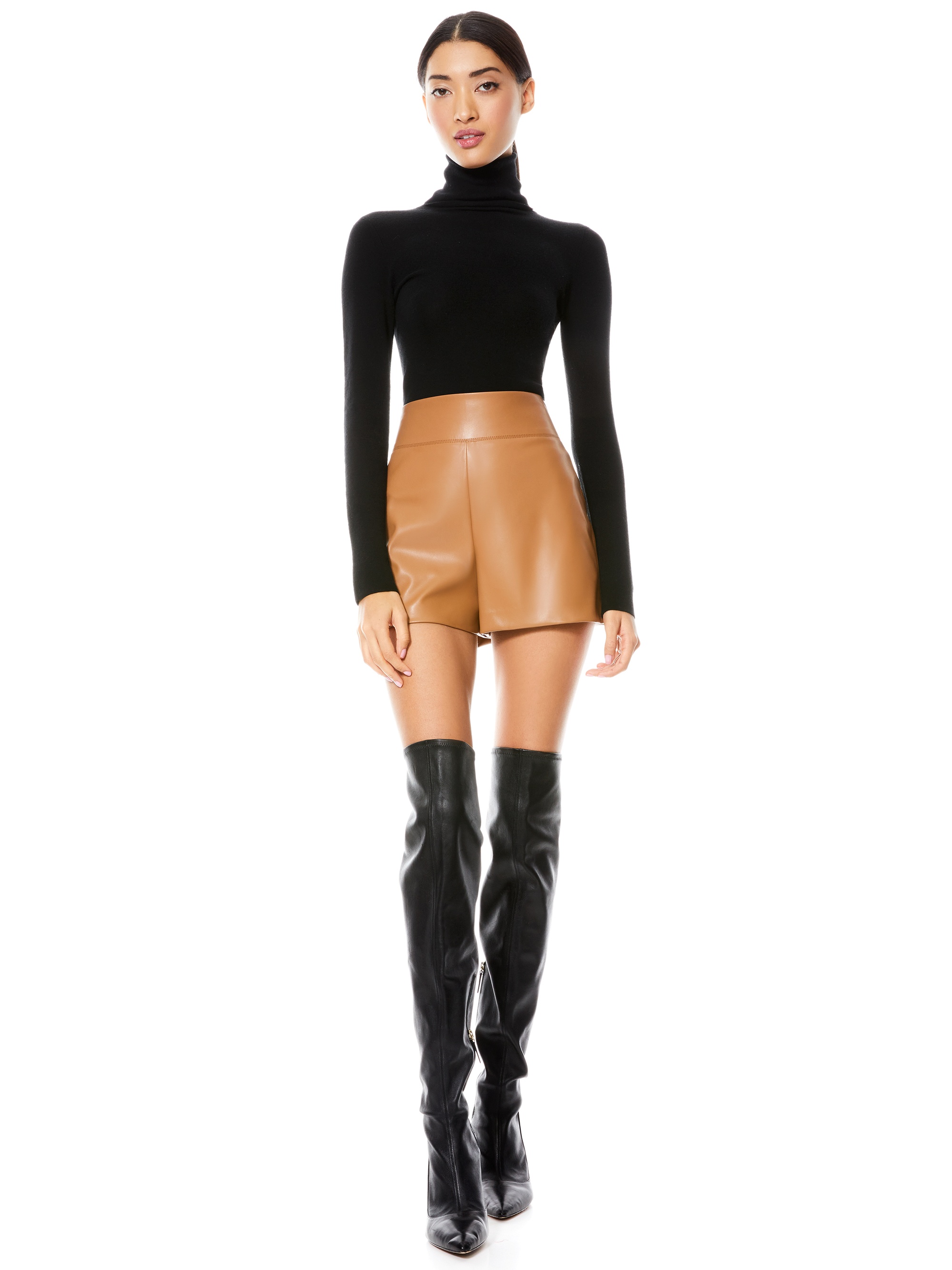 DONALD VEGAN LEATHER SHORT - 4