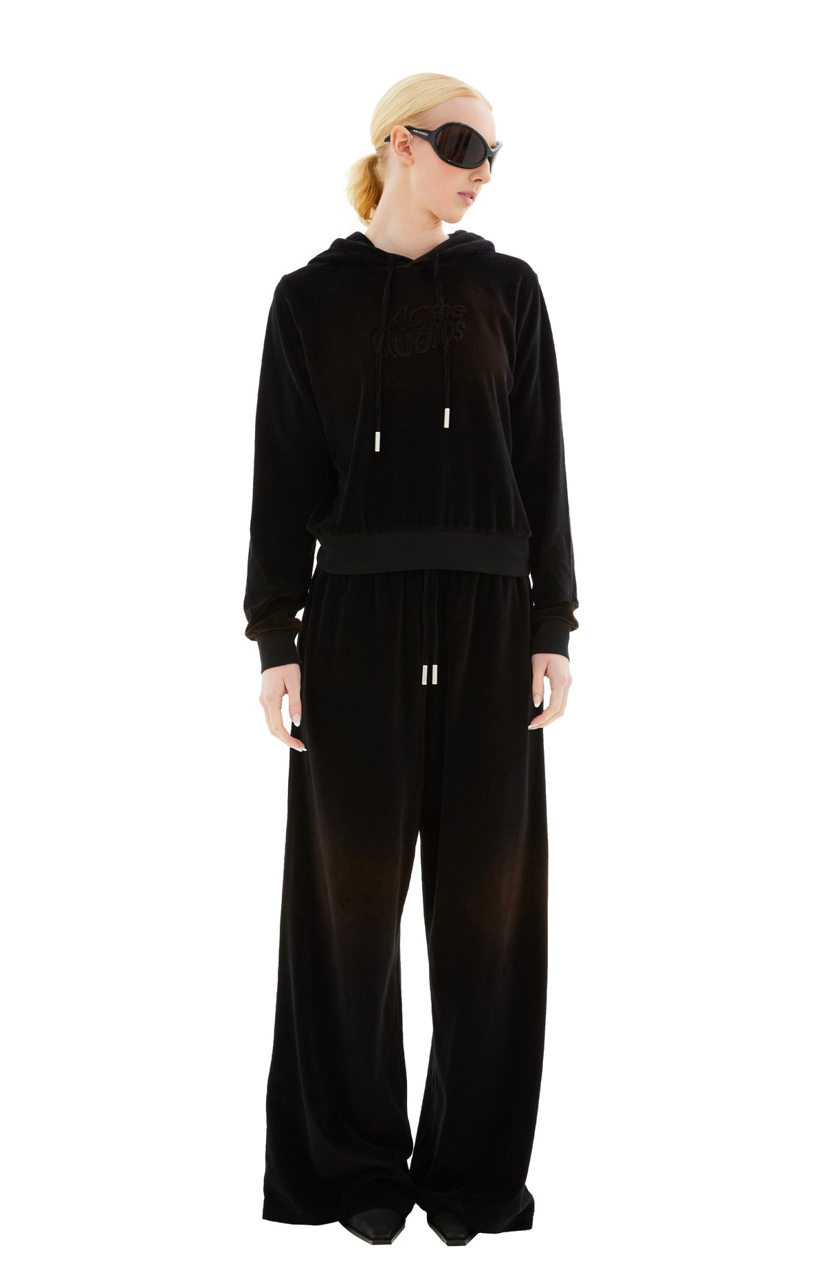 VELOUR HOODED SWEATER (BLACK) - 1