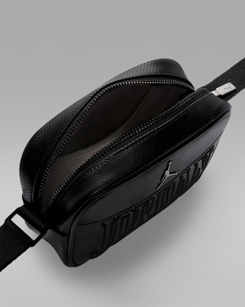 Jordan Perforated Camera Bag (1.6L) 4