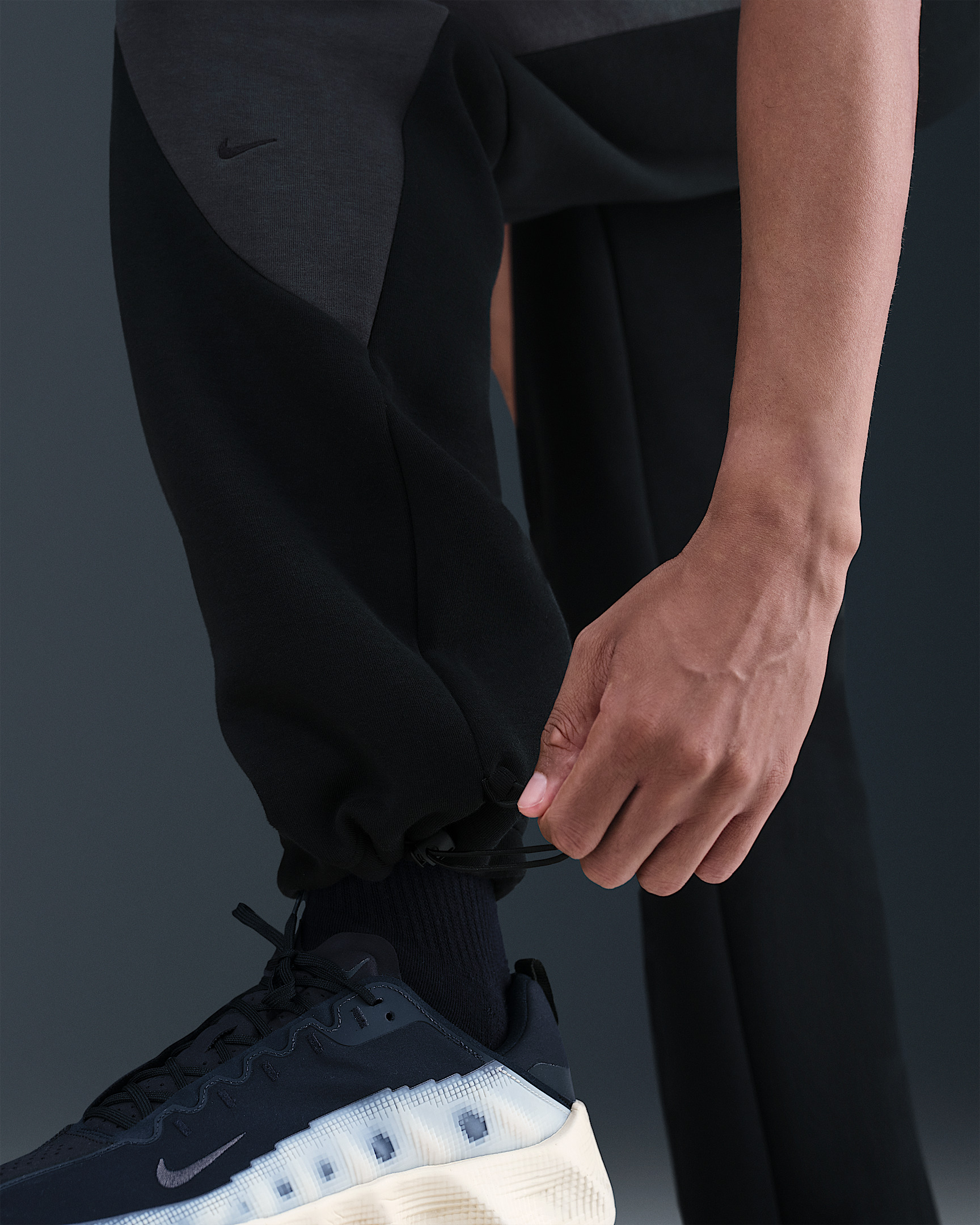 Nike Tech Men's Color-Block Open-Hem Fleece Pants - 6