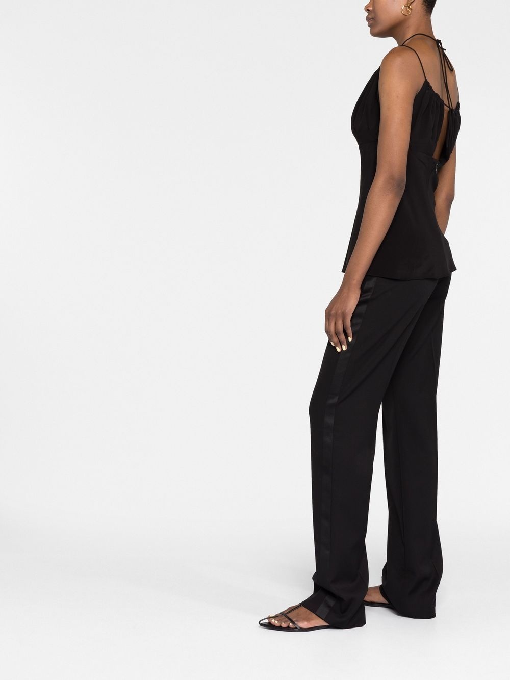 tie-fastening sleeveless top - 6