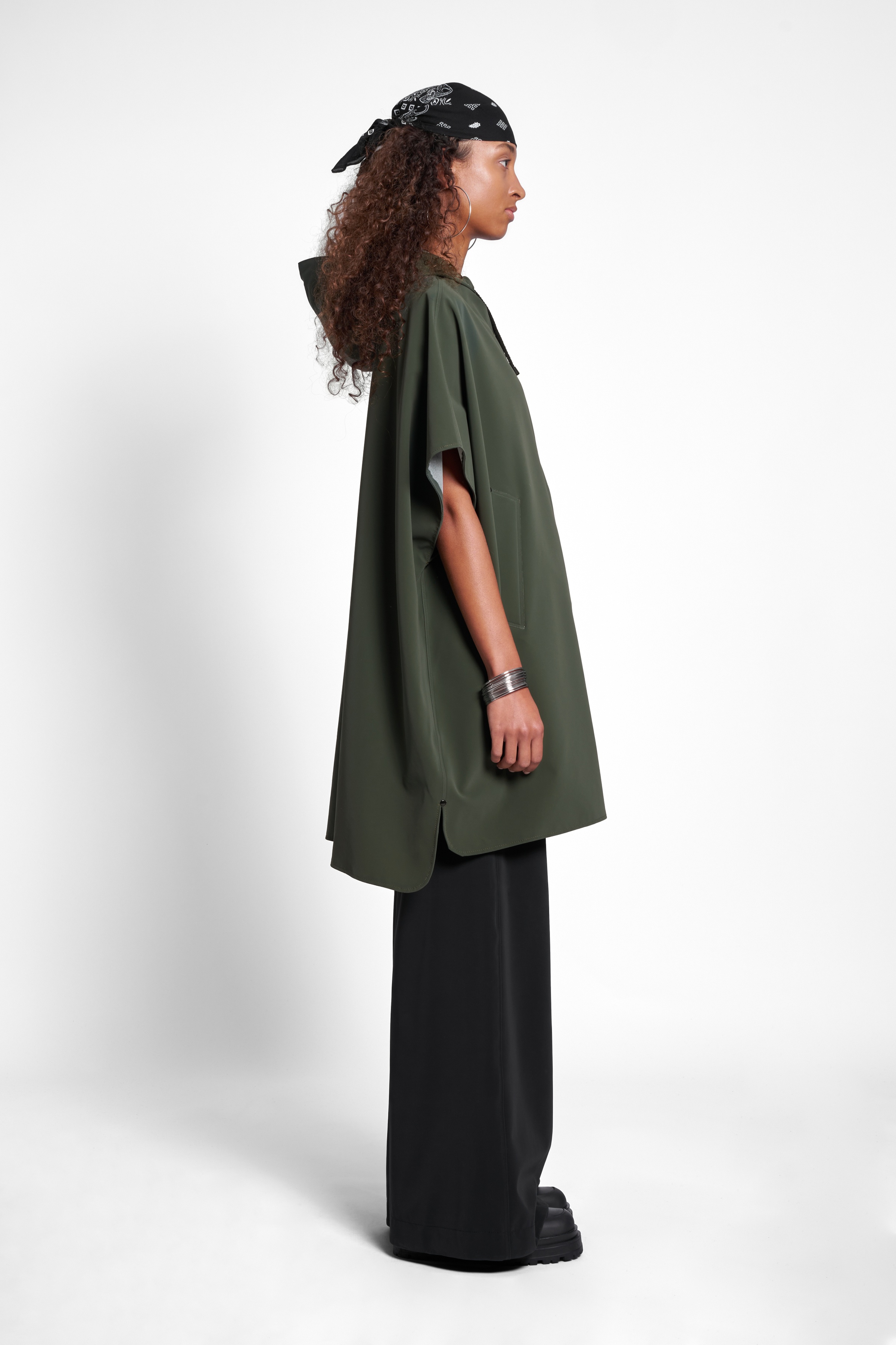 Lomma Matte Poncho Green - 3