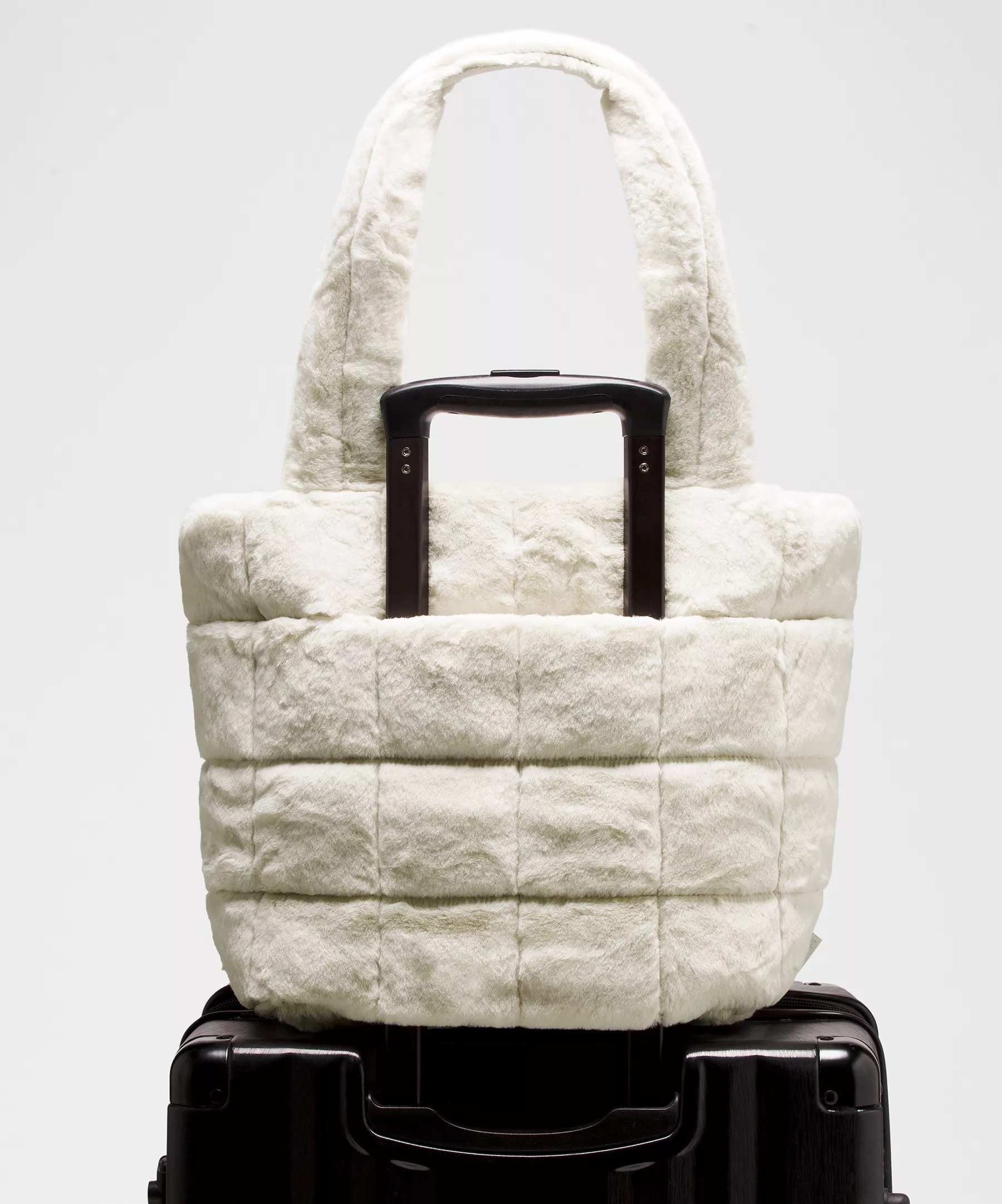 Quilted Grid Tote Bag 12L *Plush Fleece - 6