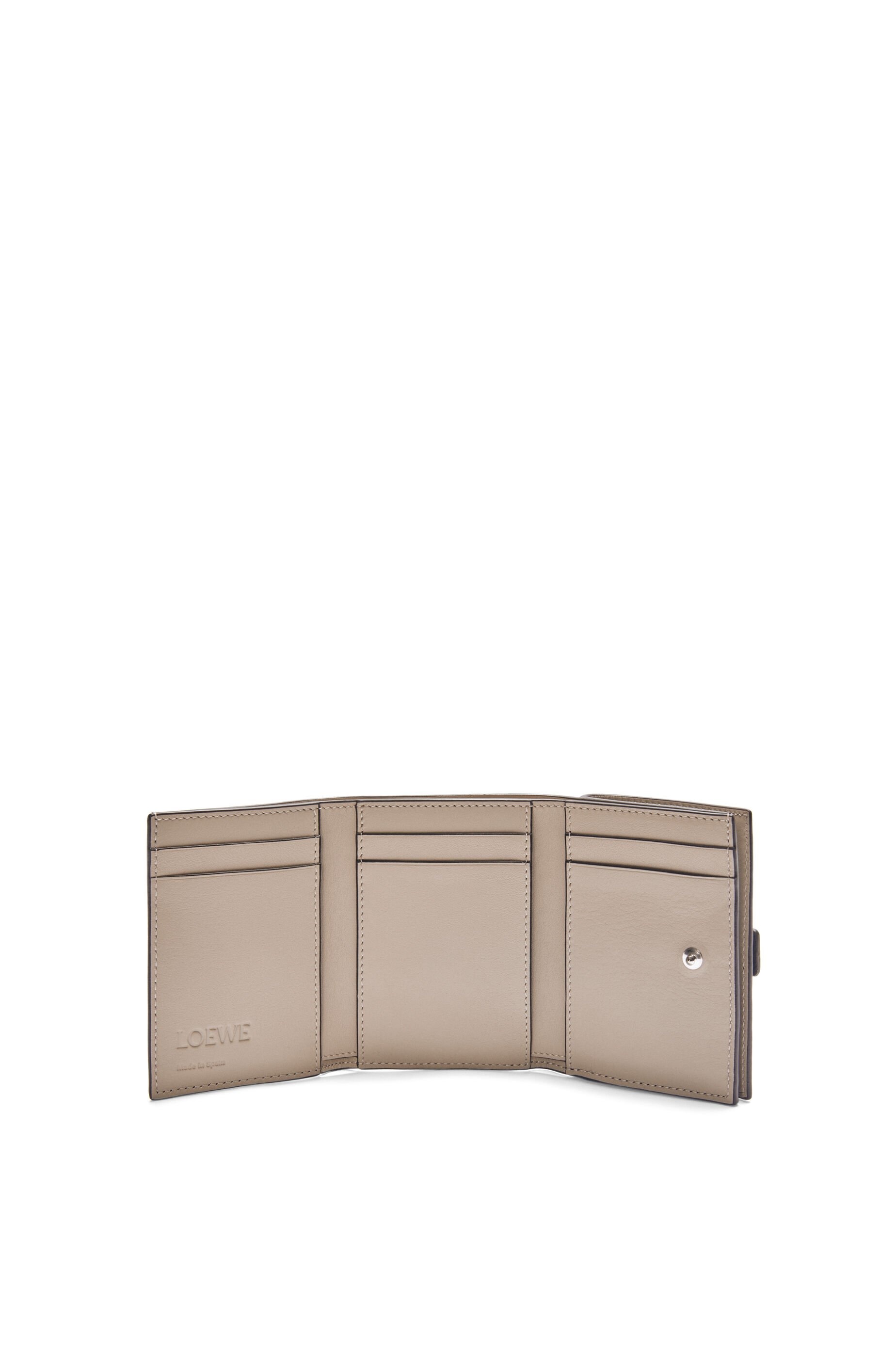 Trifold wallet in soft grained calfskin - 2