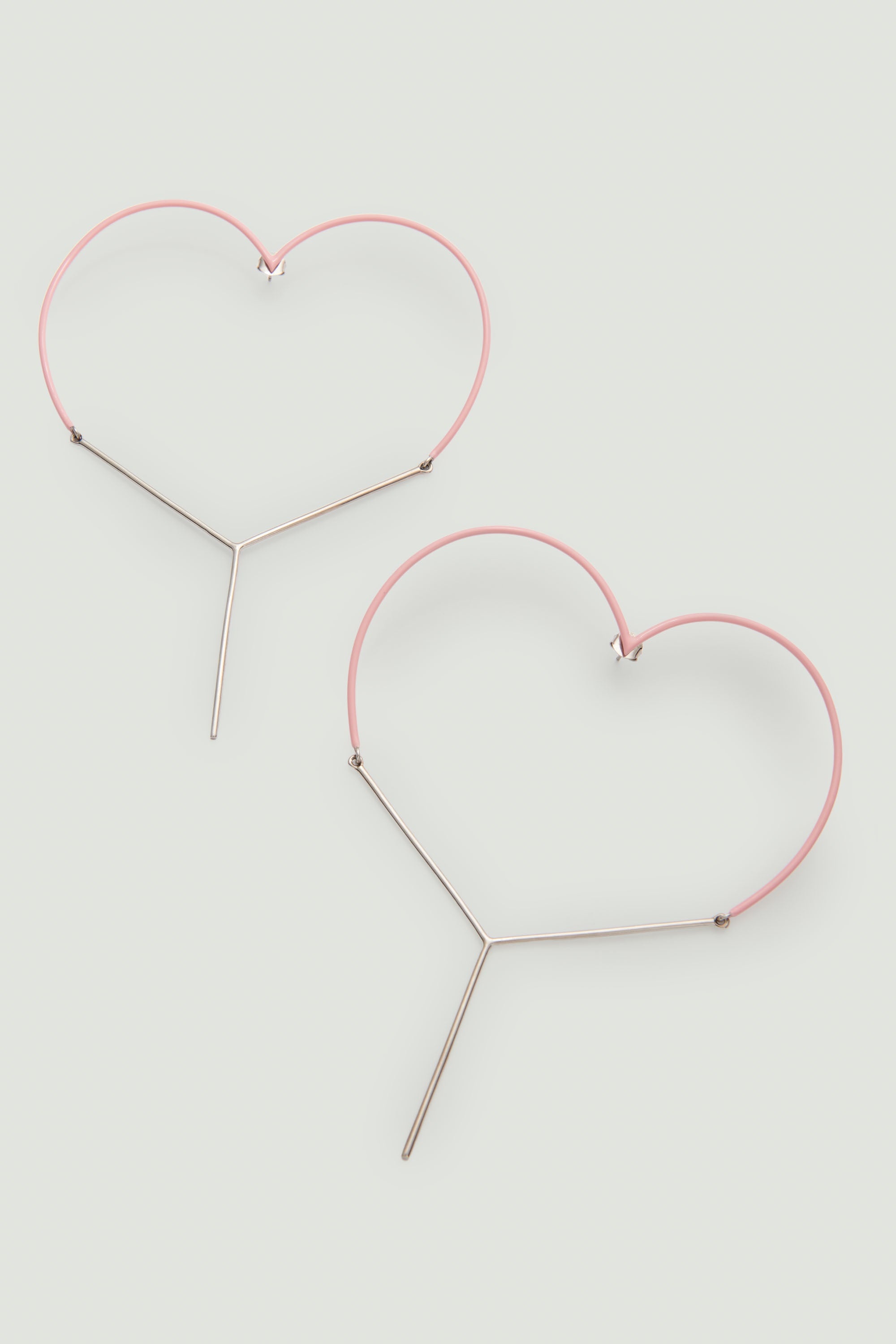 Maxi Y Heart Earrings - 1