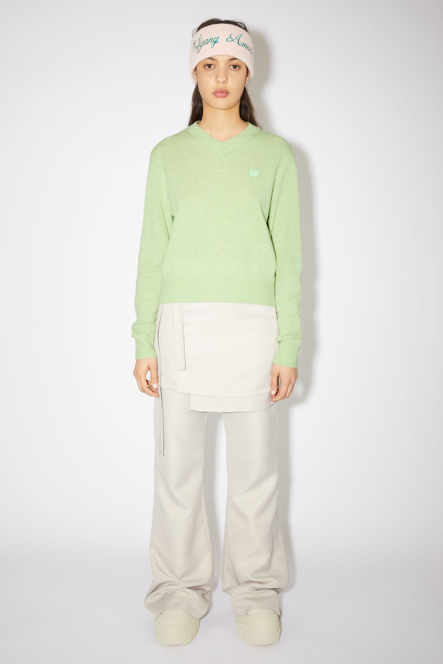Wool v-neck sweater - Pale green melange - 2